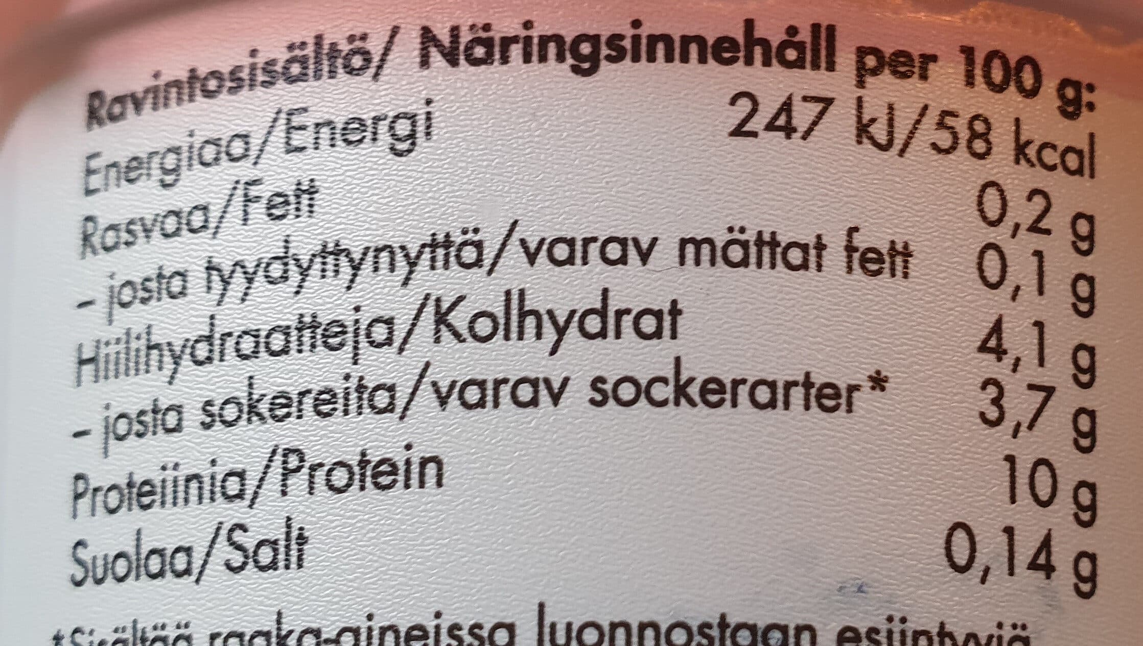 isey Skyr Granaattiomena-vadelma packshot