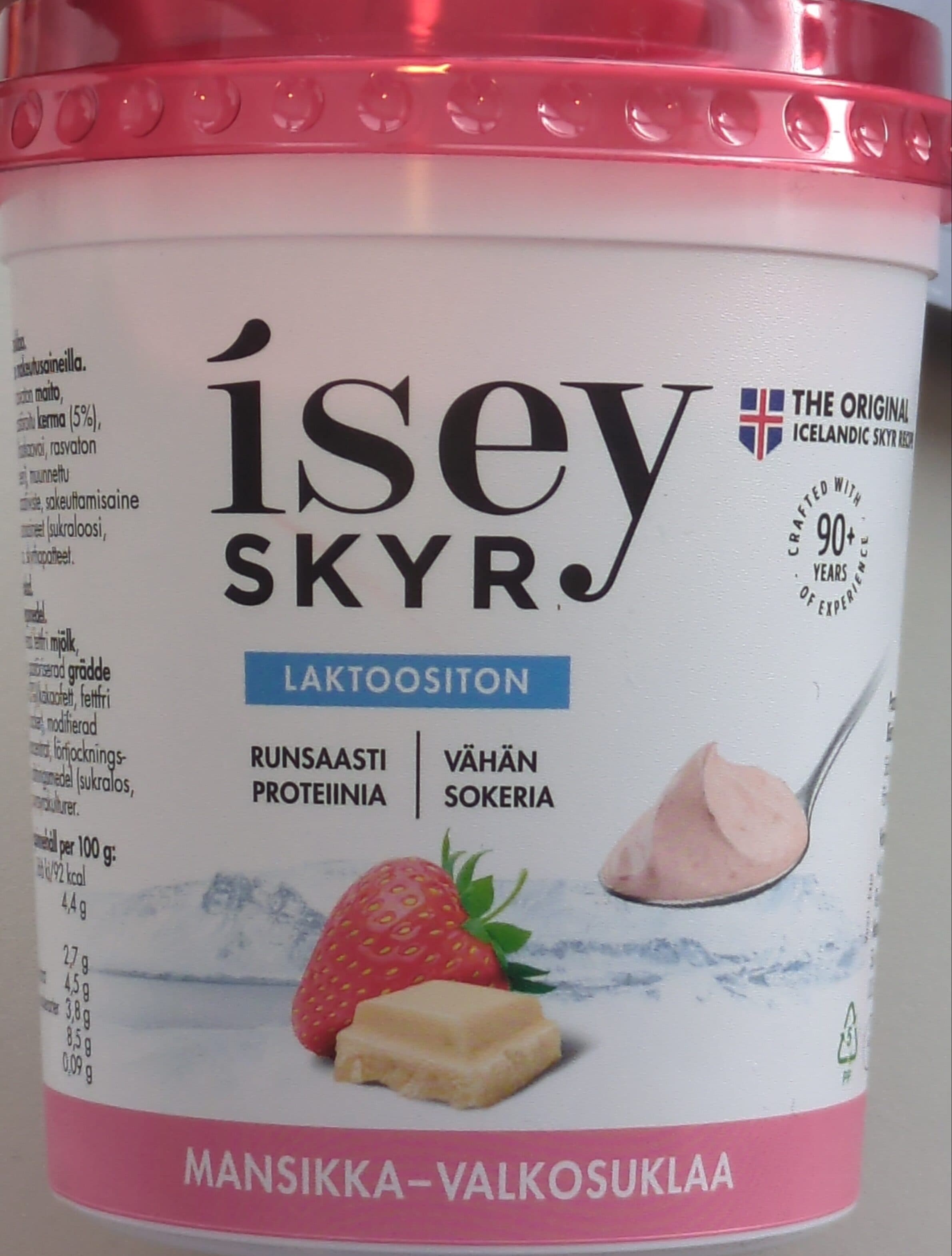 Ísey Mansikka-Valkosuklaa packshot