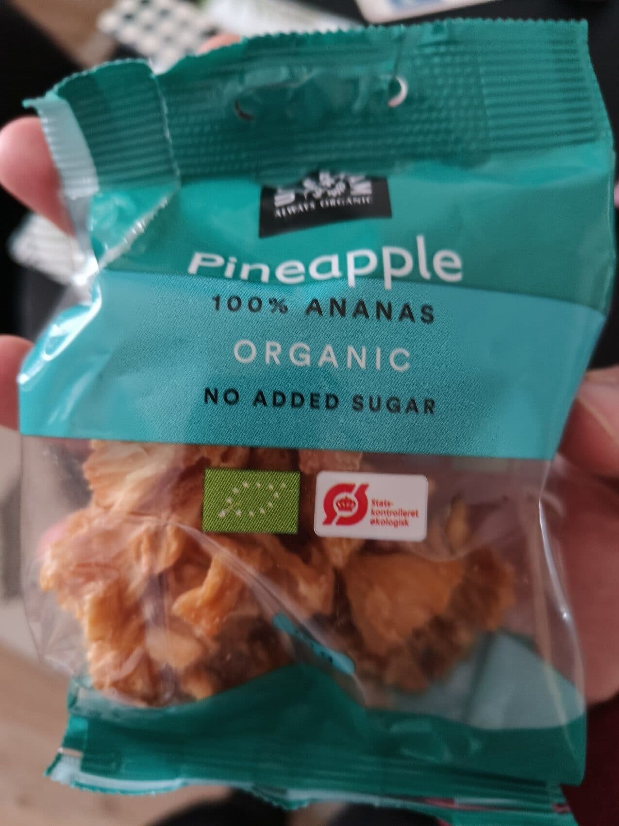 Urtekram Dried Pineapple packshot