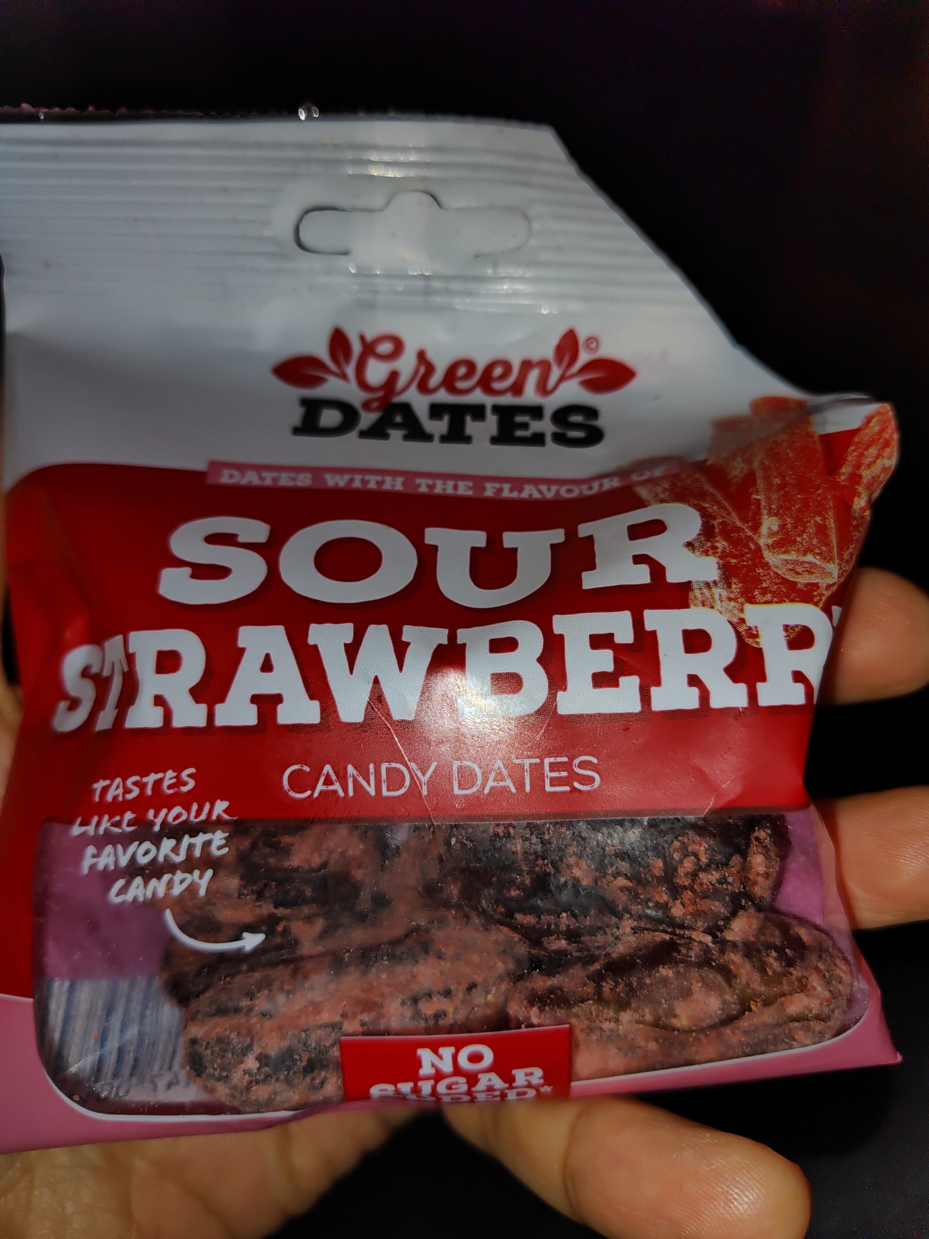 Green dates Sour strawberry dates packshot