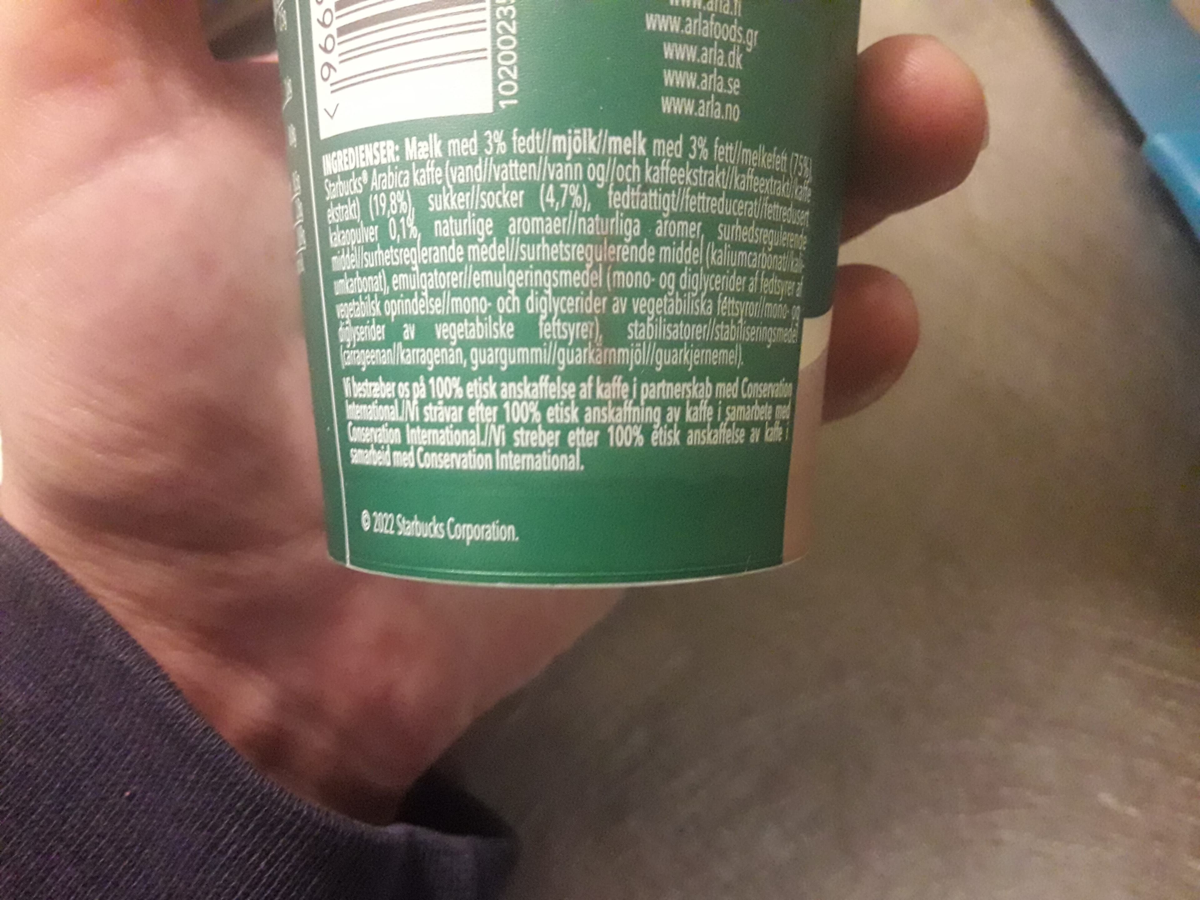 Starbucks cappuccino packshot