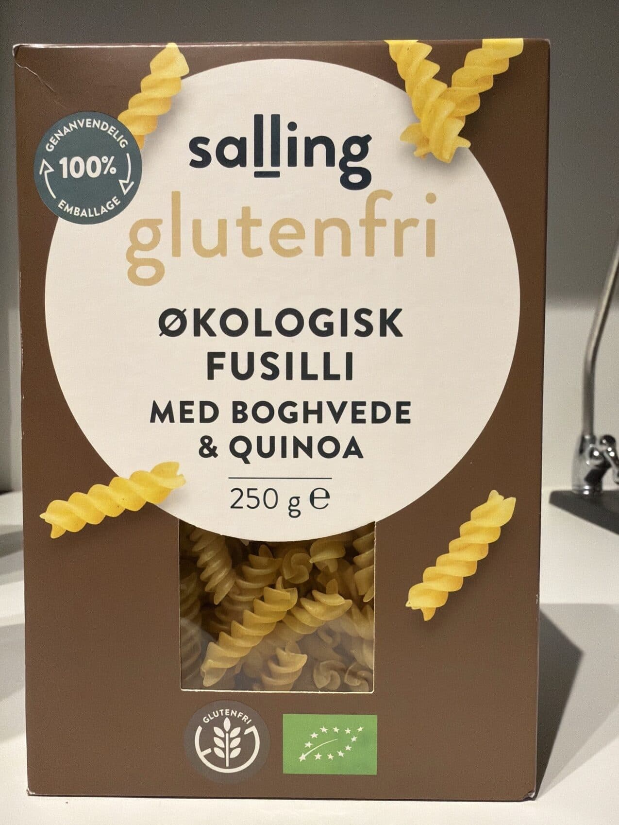 Salling Fusilli pasta packshot
