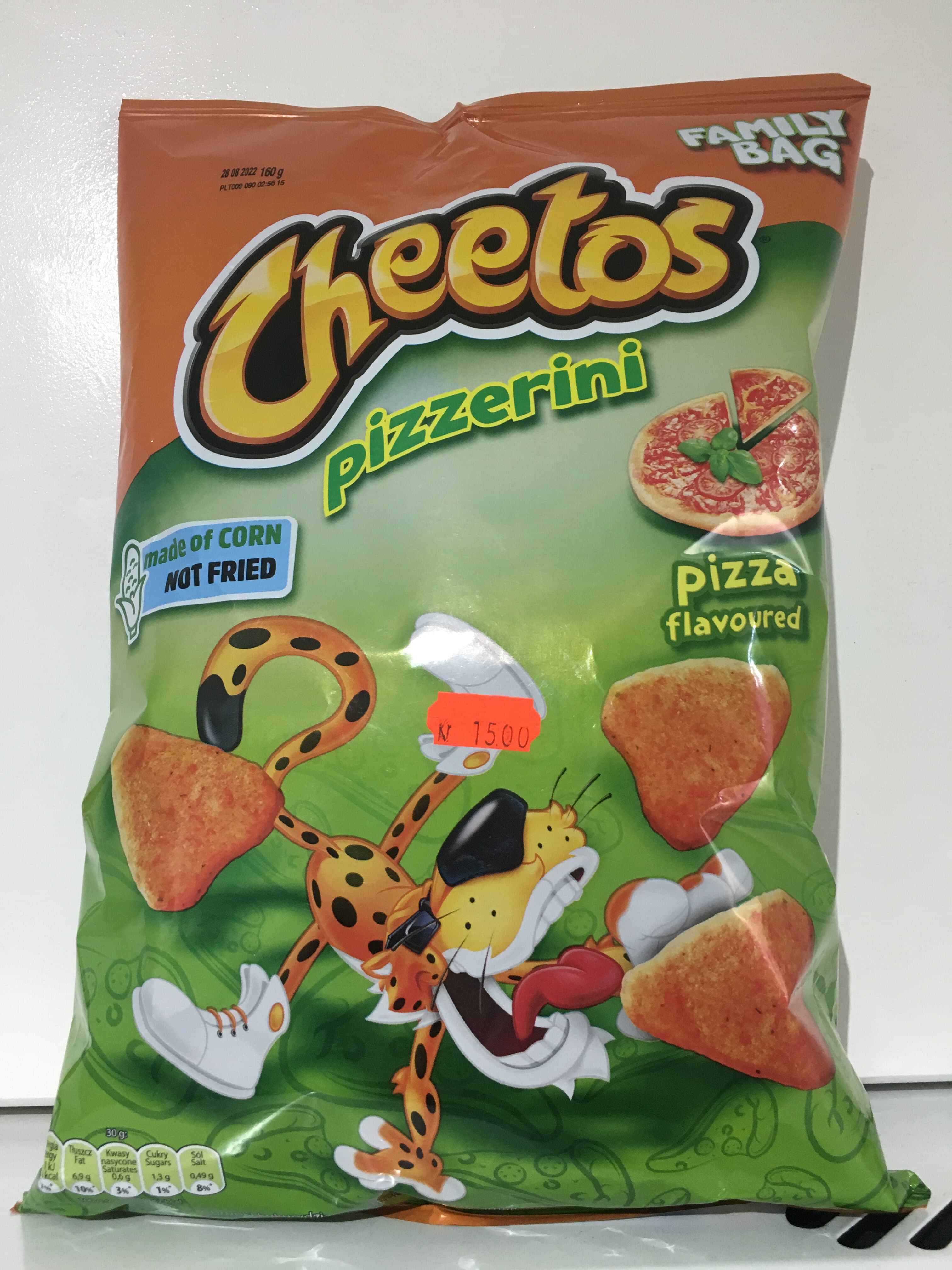 Cheetos Pizzerini packshot