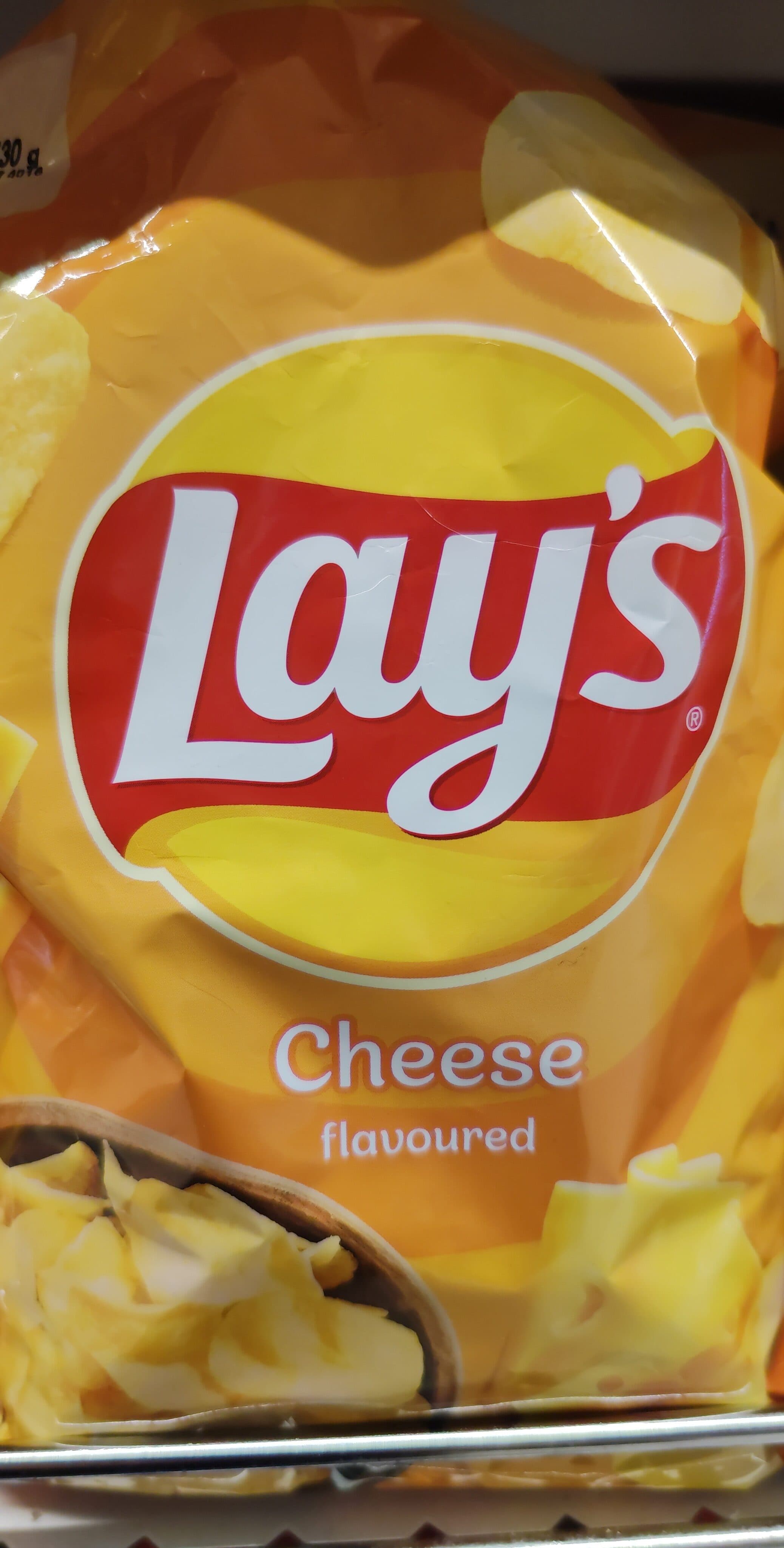 Lay's Cheese Flavoured Crisps packshot