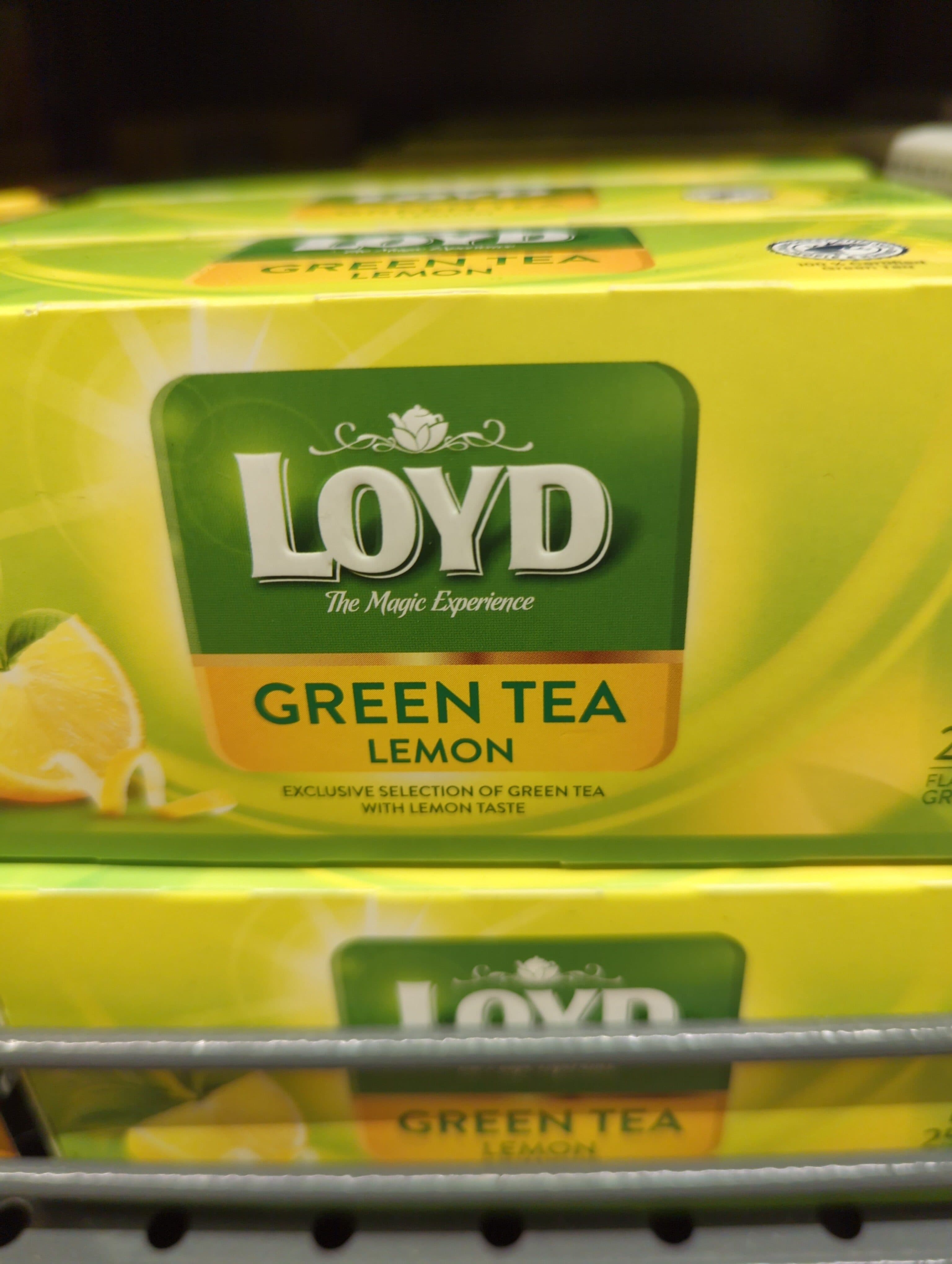 loyd loyd packshot