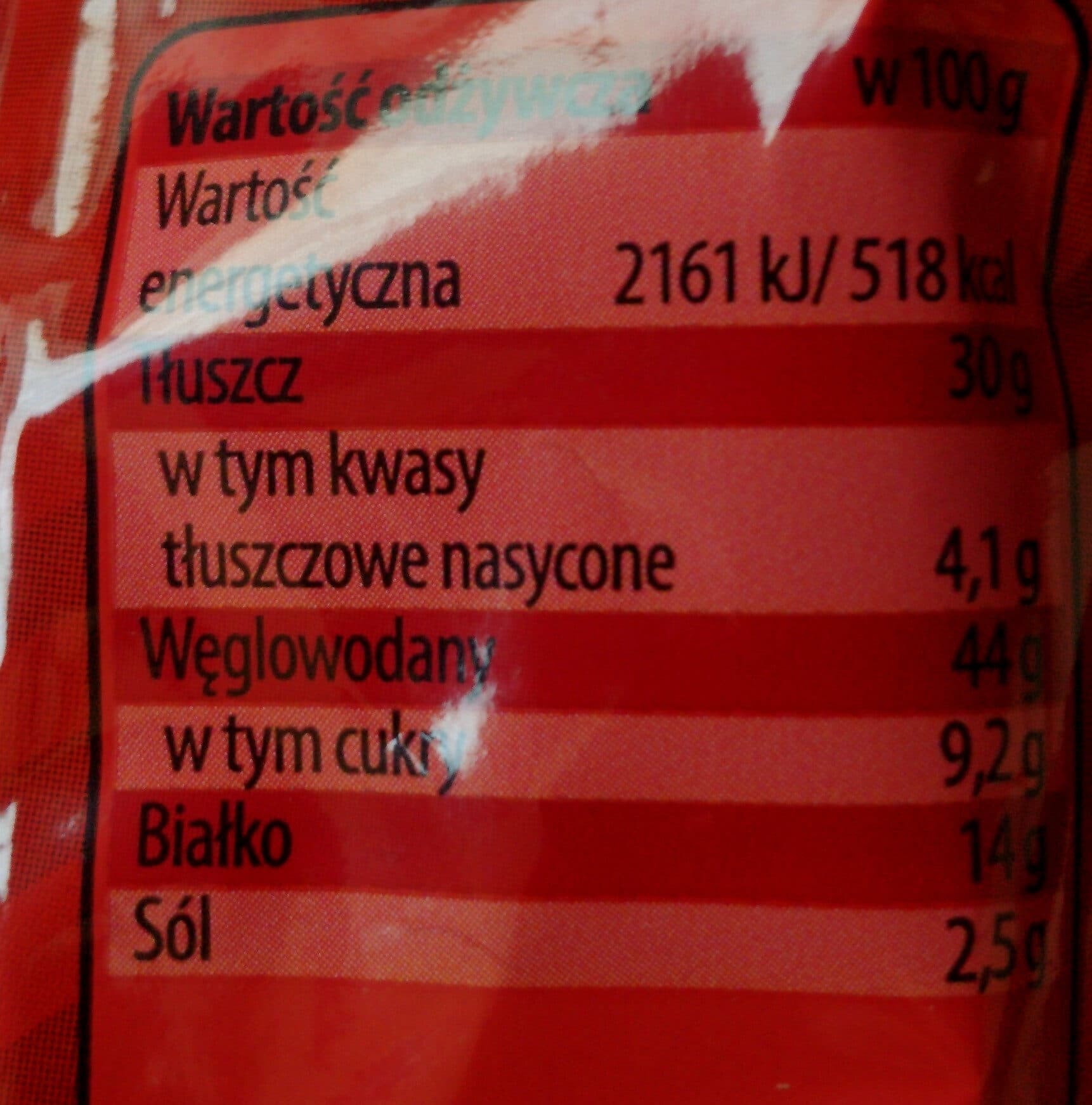 DJ Snack Orzeszki ziemne smażone w chrupkiej skorupce o smaku paprykowym packshot