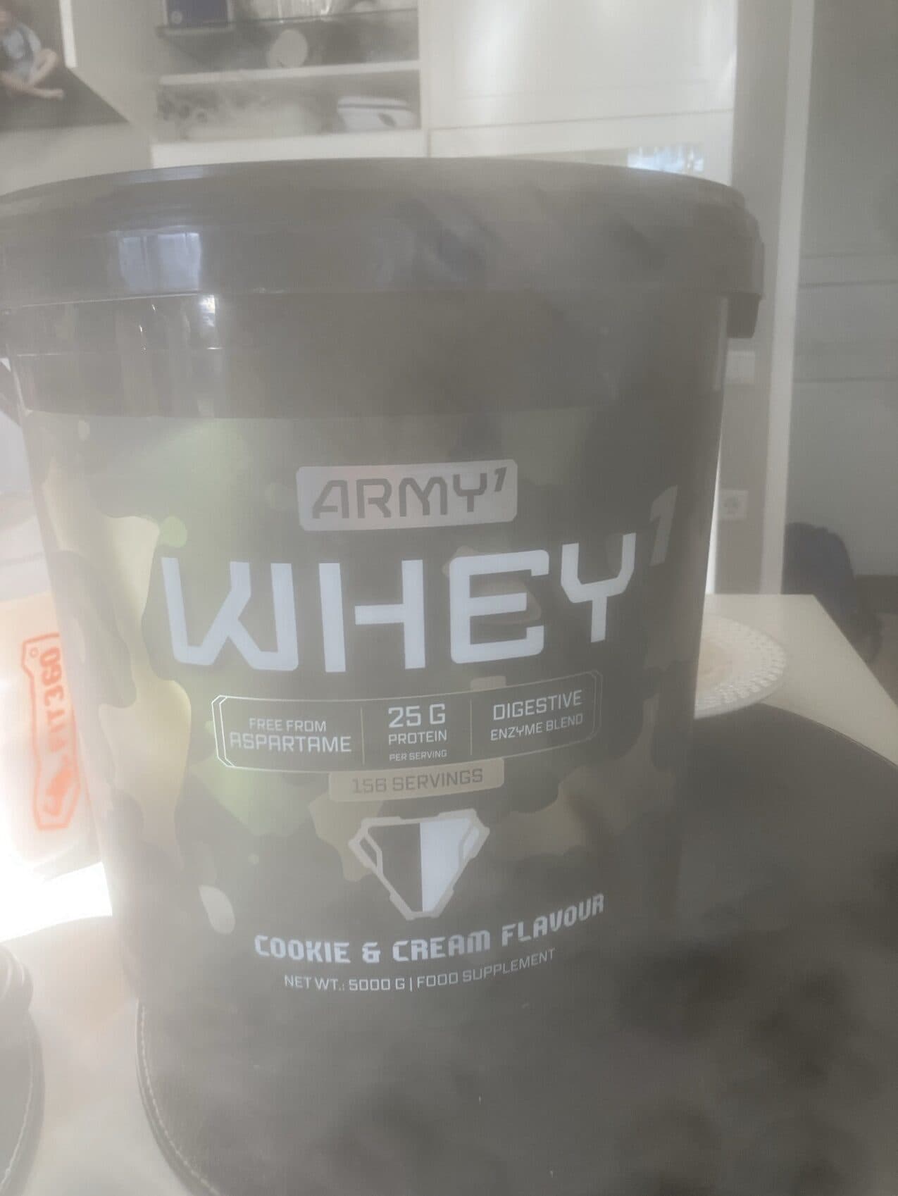 Army Whey Protein Cookies & Cream 78% packshot