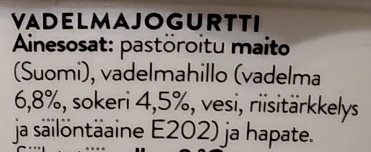 Meijeriliike Vadelma lohkeava luonnonjogurtti packshot