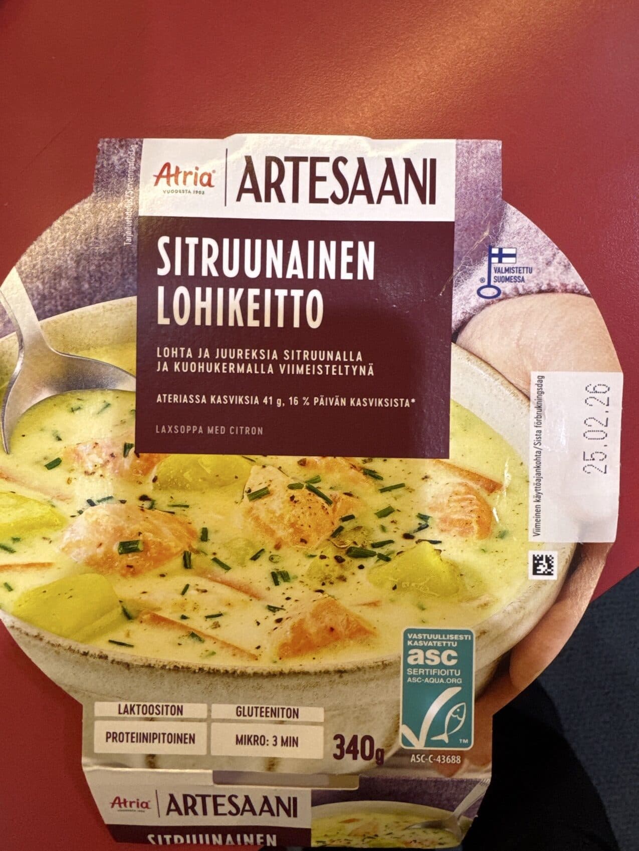 Atria Sitruunainen Lohikeitto packshot