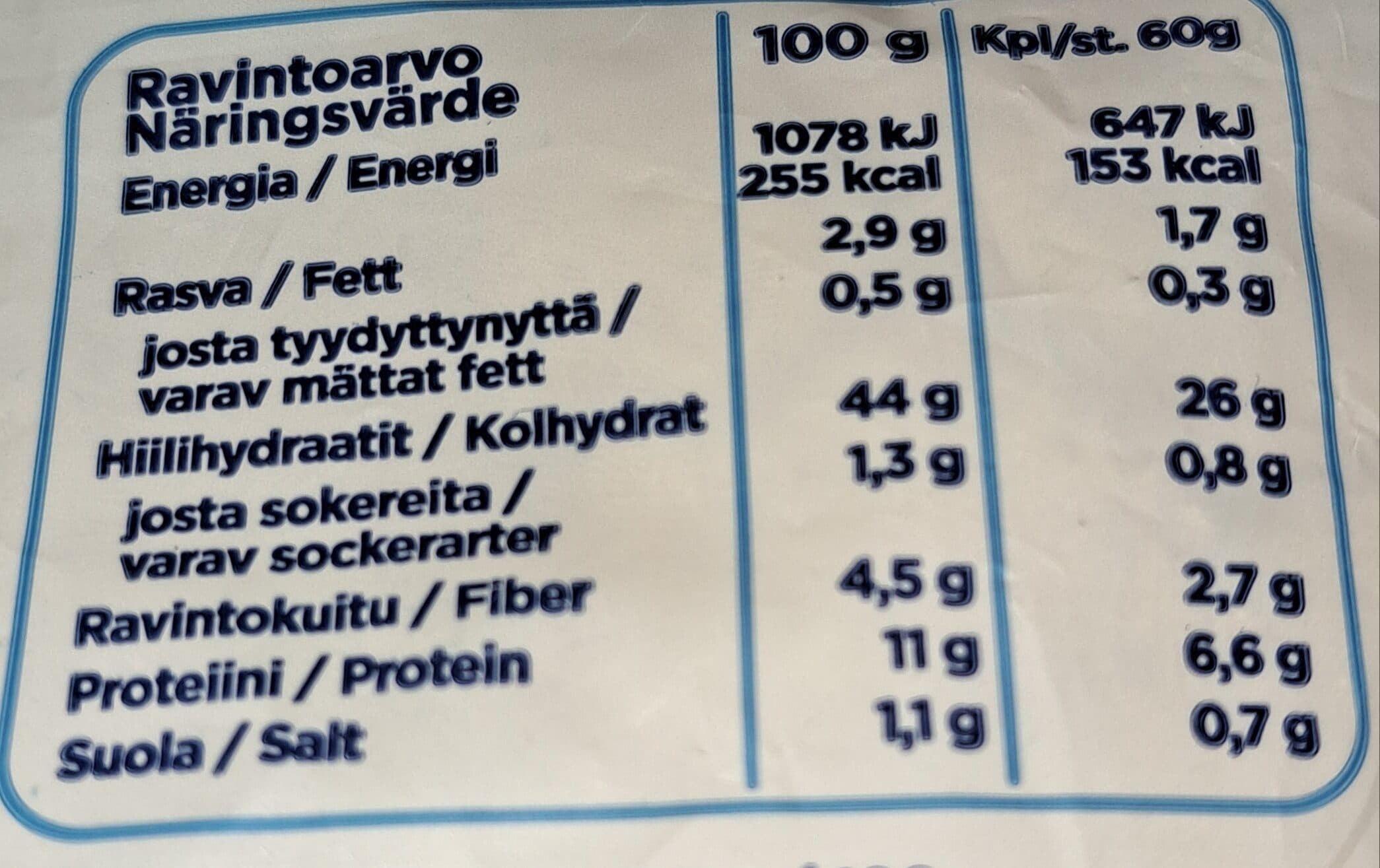 Vaasan Voimallus oat bread rolls packshot