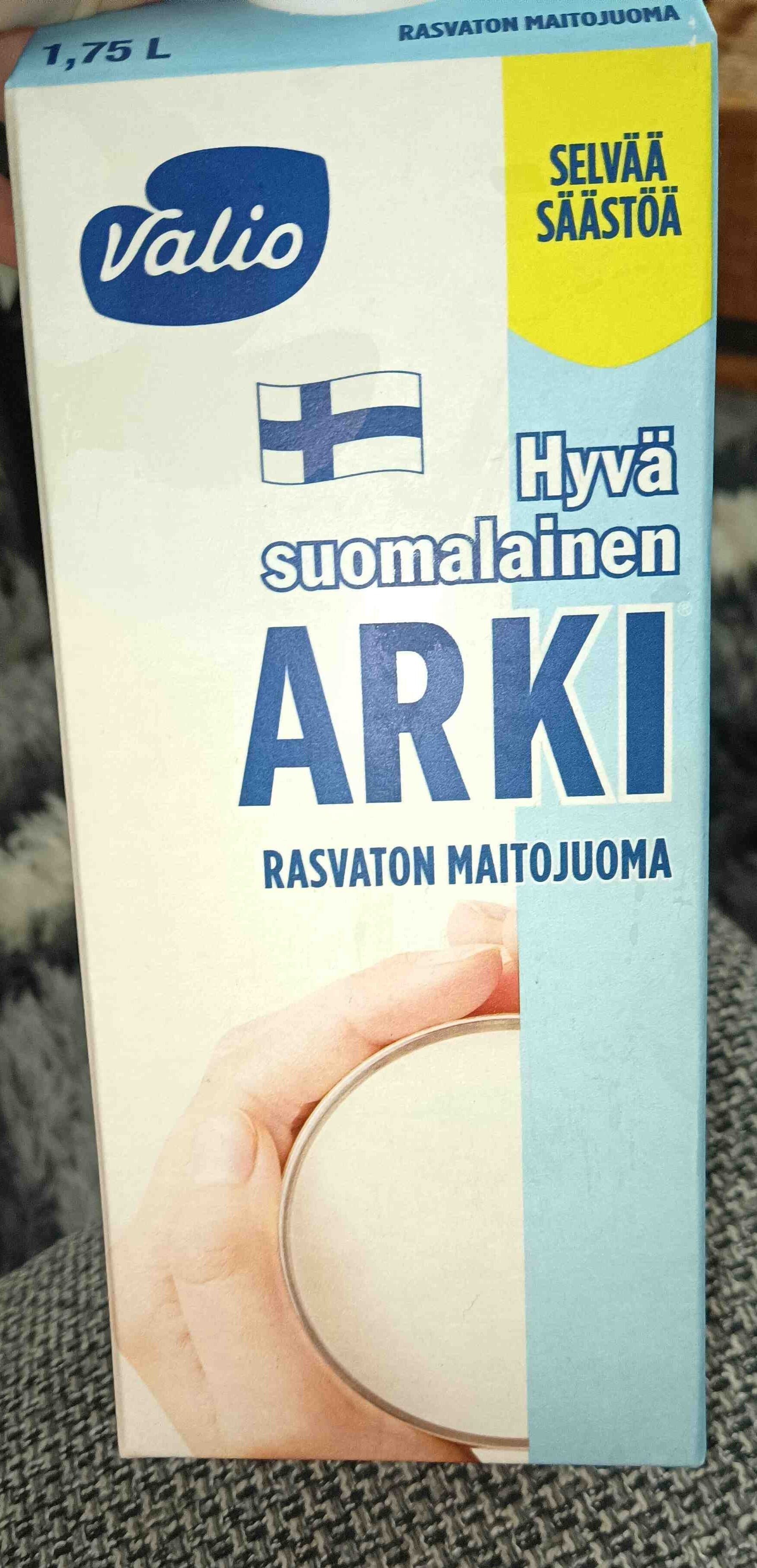Valio Rasvaton Maito packshot