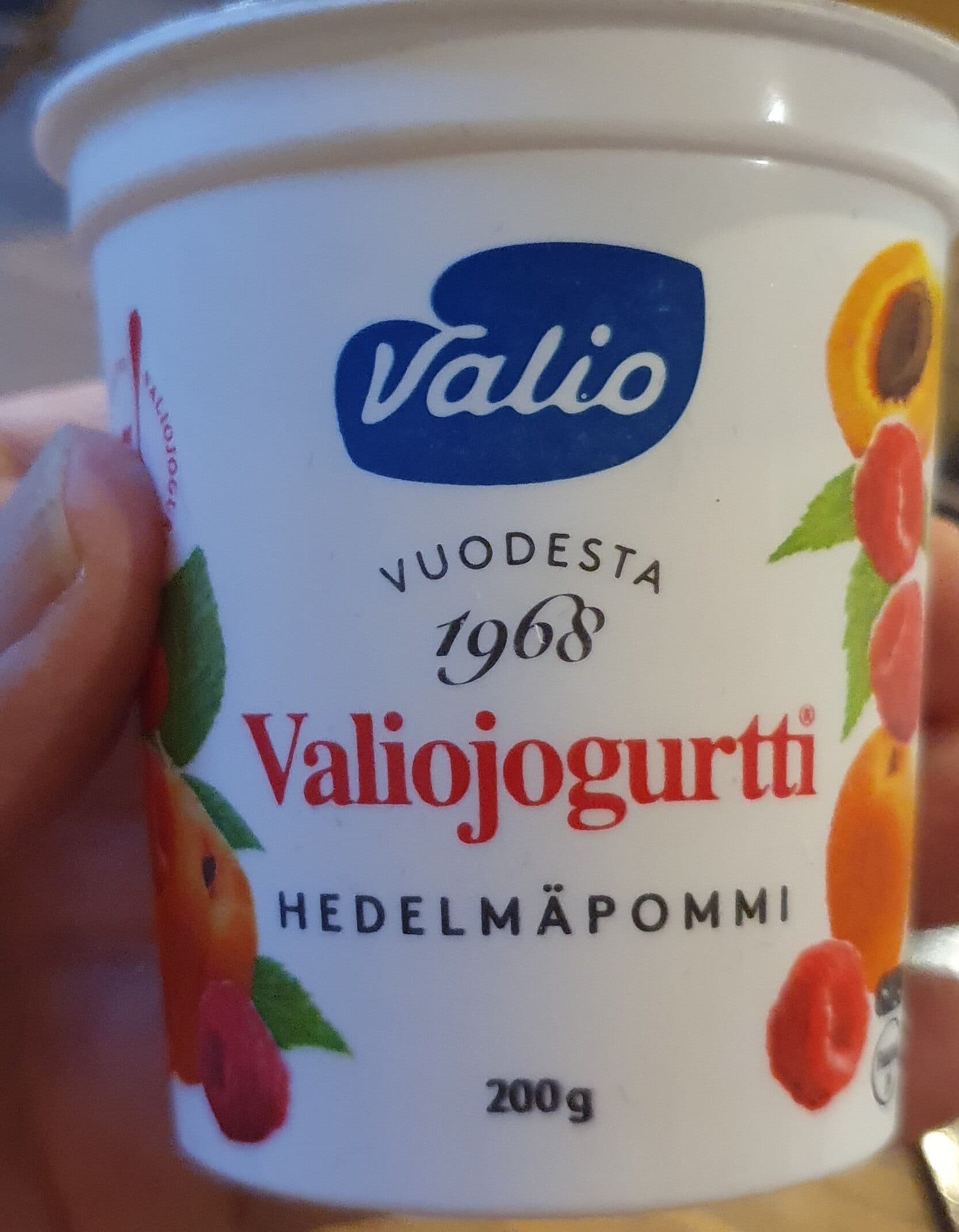 Valio Valiojogurtti Hedelmäpommi packshot