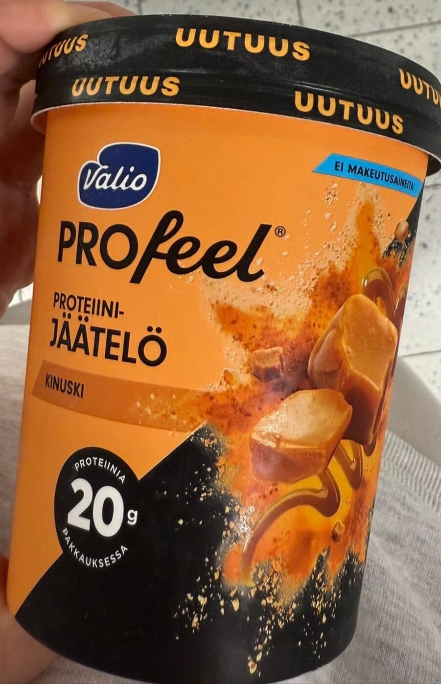 Valio Profeel Kinuski Jäätelö packshot