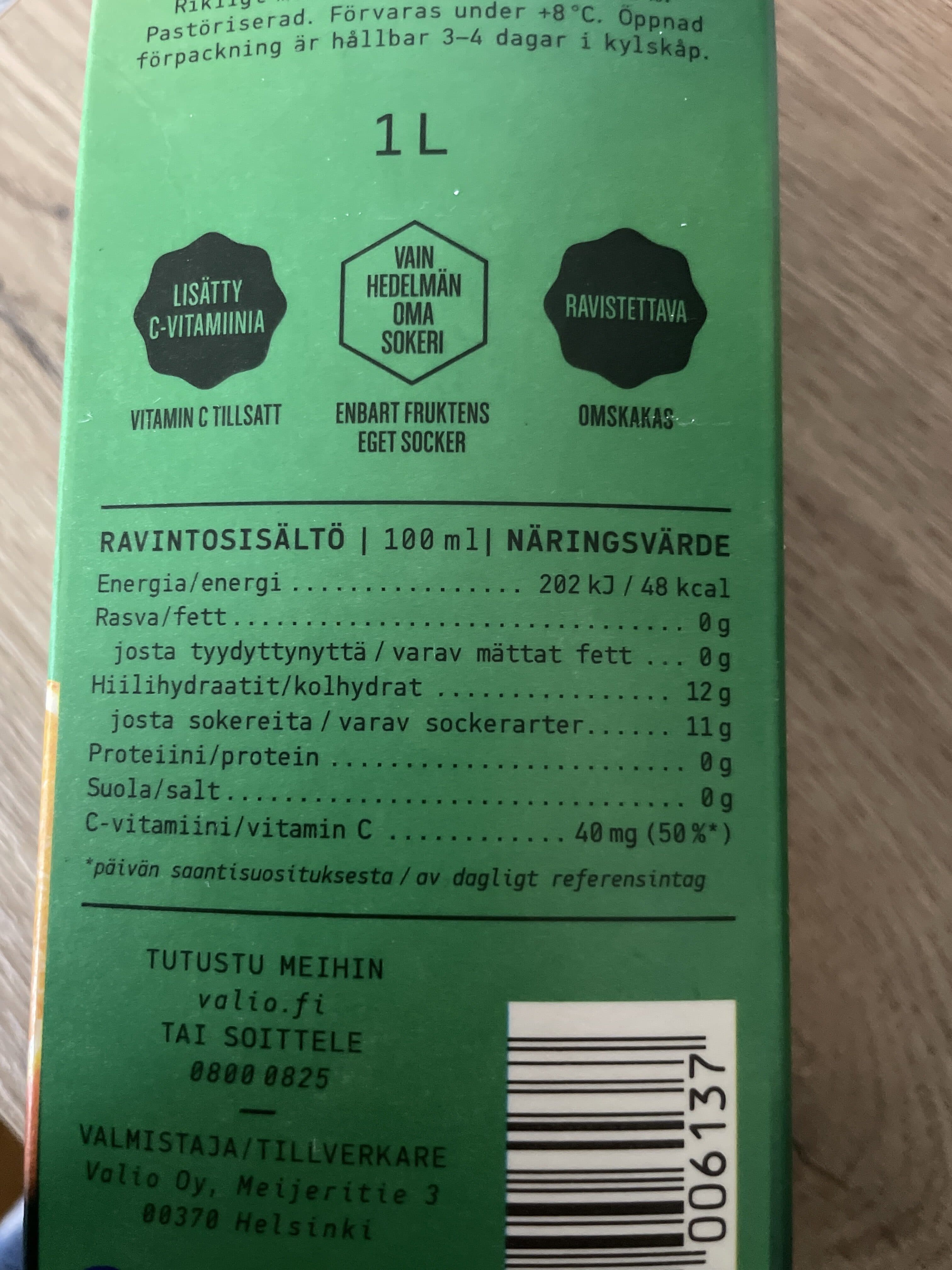 Valio Kolme Hedelmä Mehu packshot