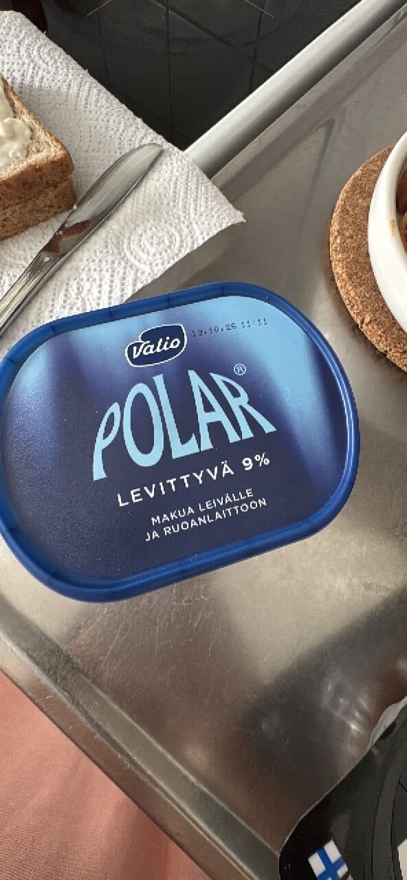 Valio Polar levittyvä sulatejuusto 9% packshot