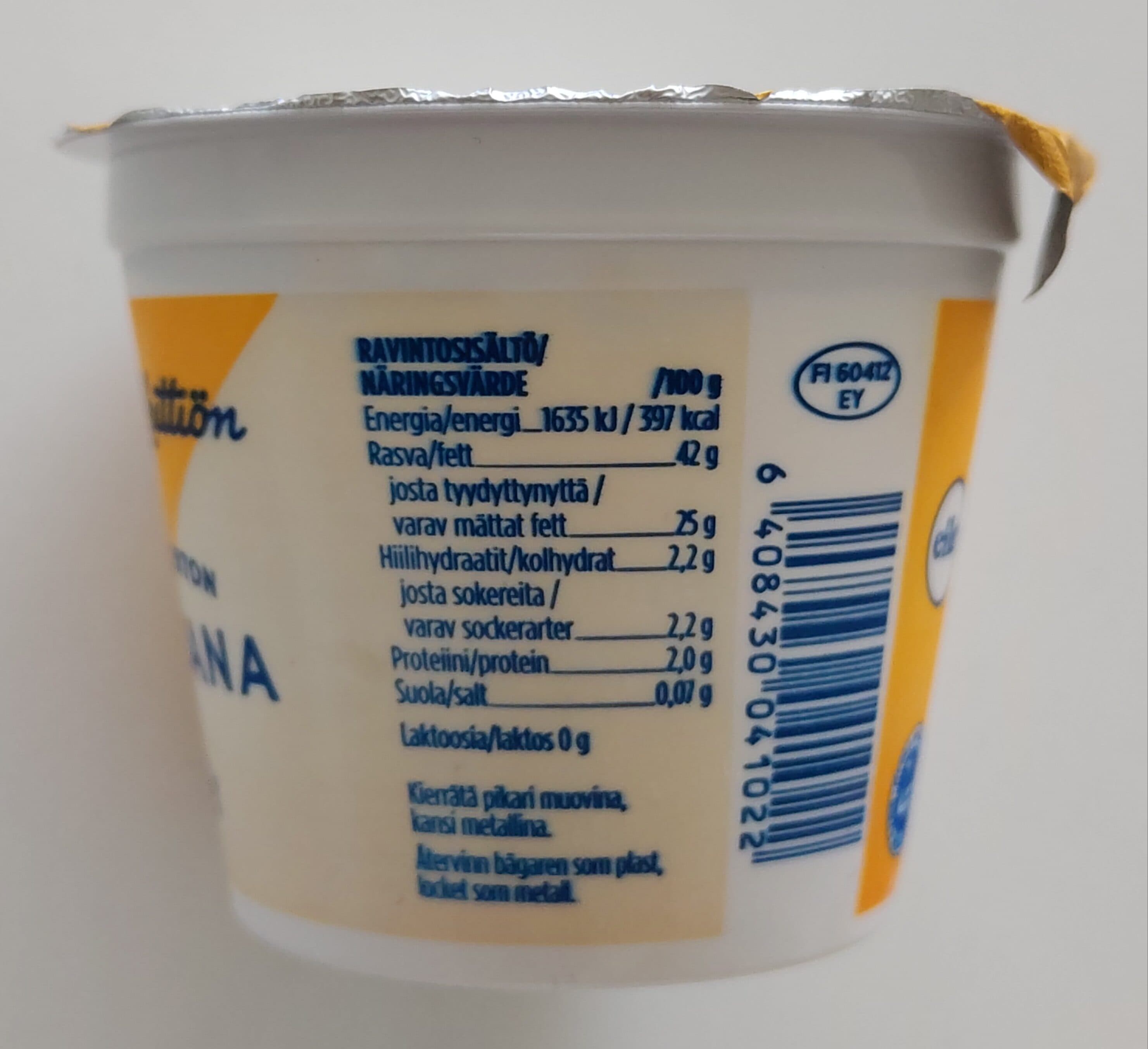 Valio Smetana packshot