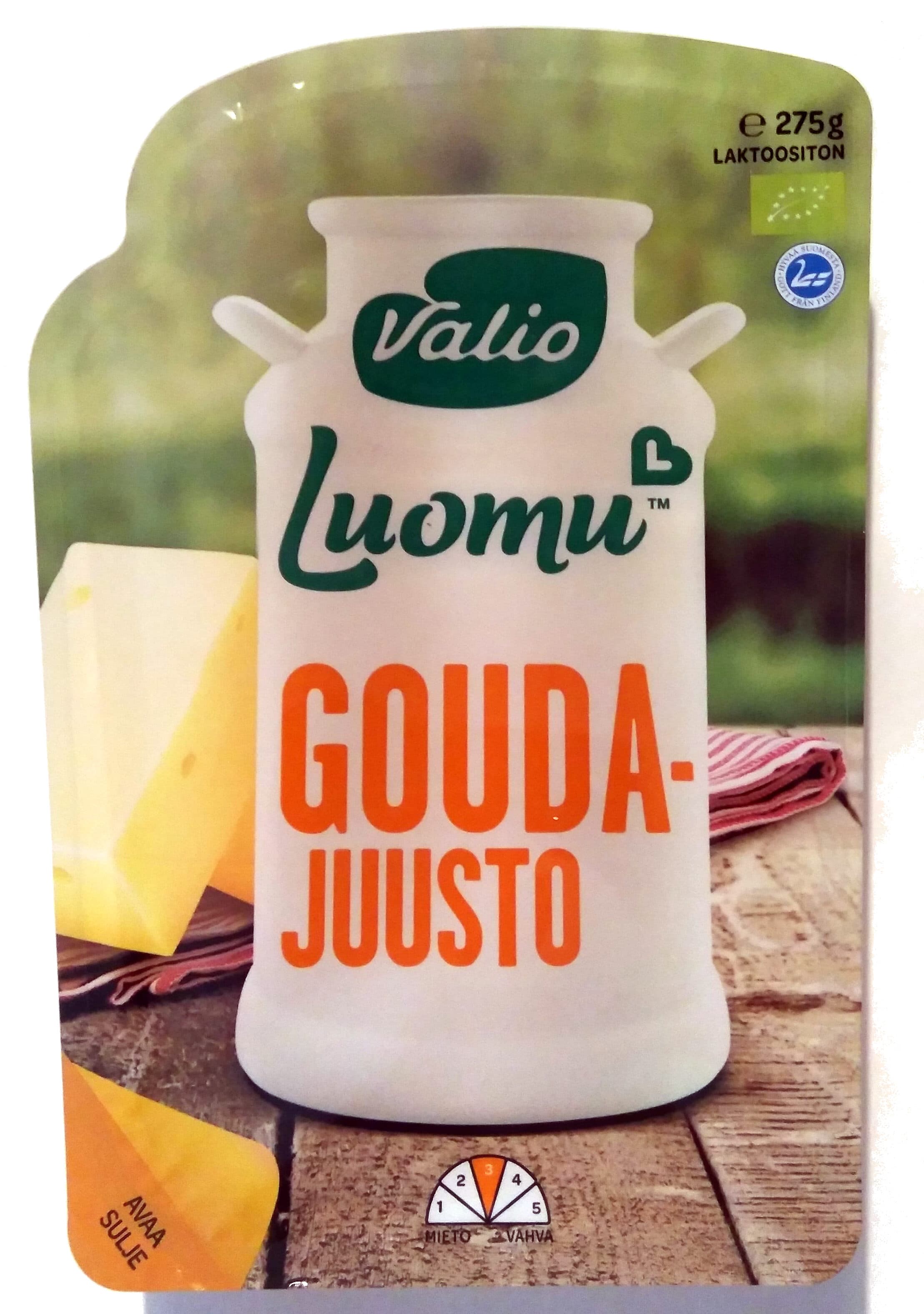 Valio Luomu Gouda-juusto packshot