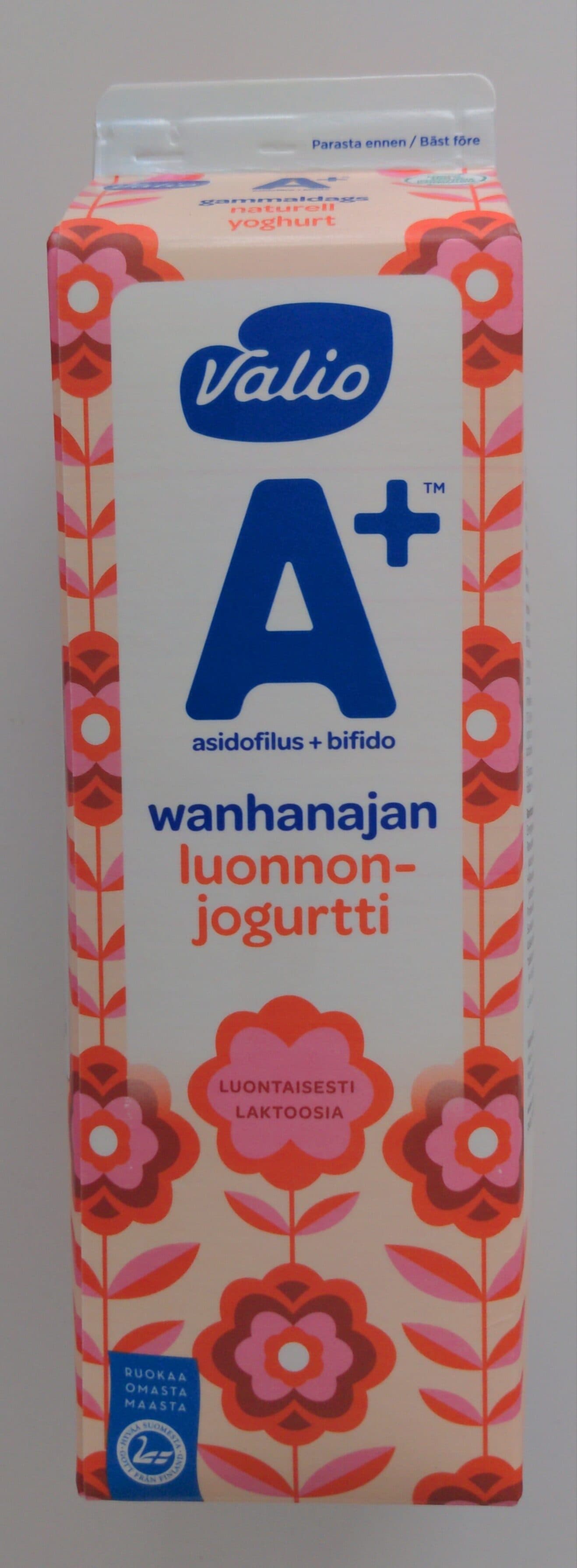 Valio Wanhanajan luonnonjugurtti packshot