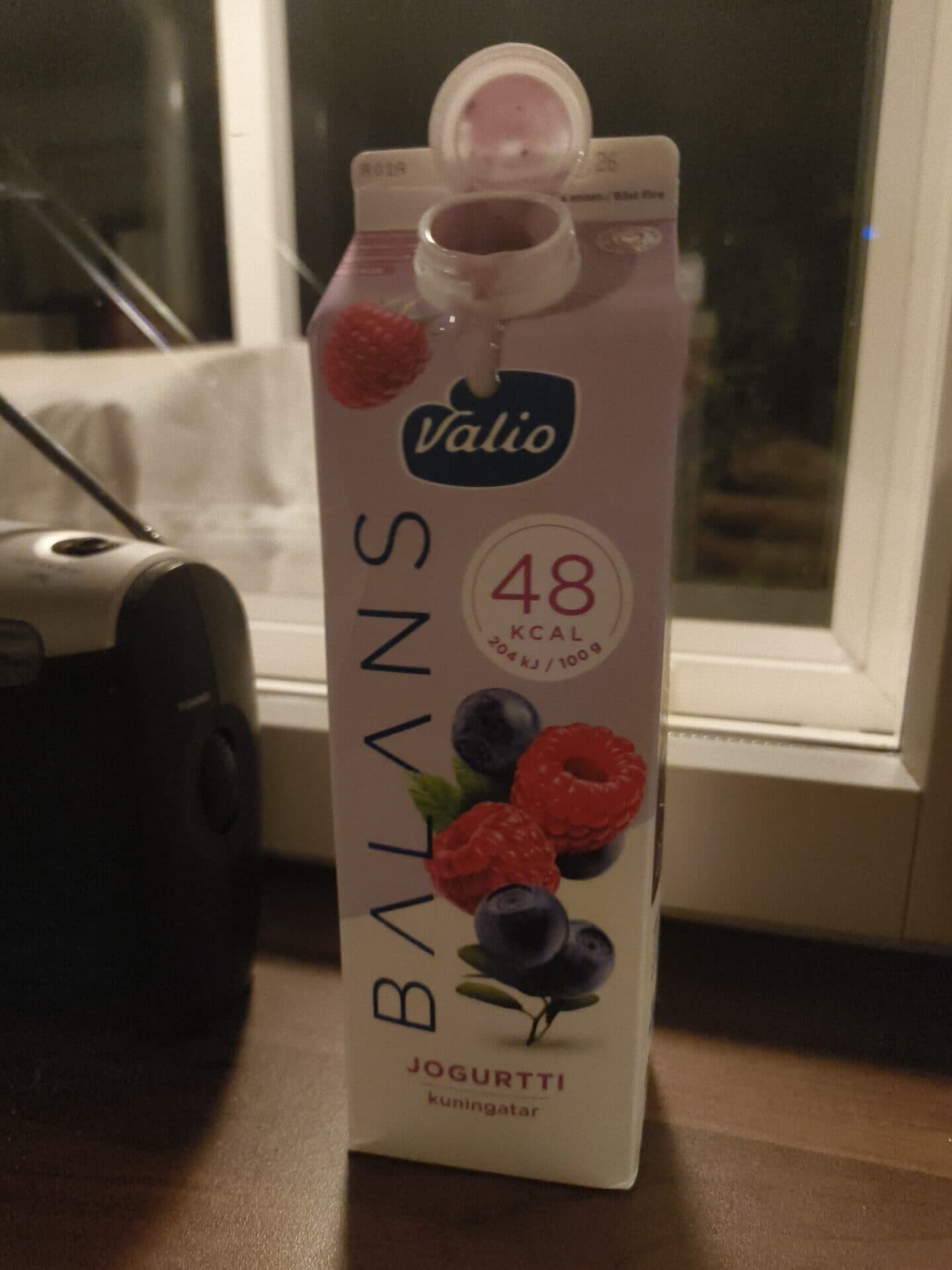 Valio Balans Jogurtti Kuningatar packshot