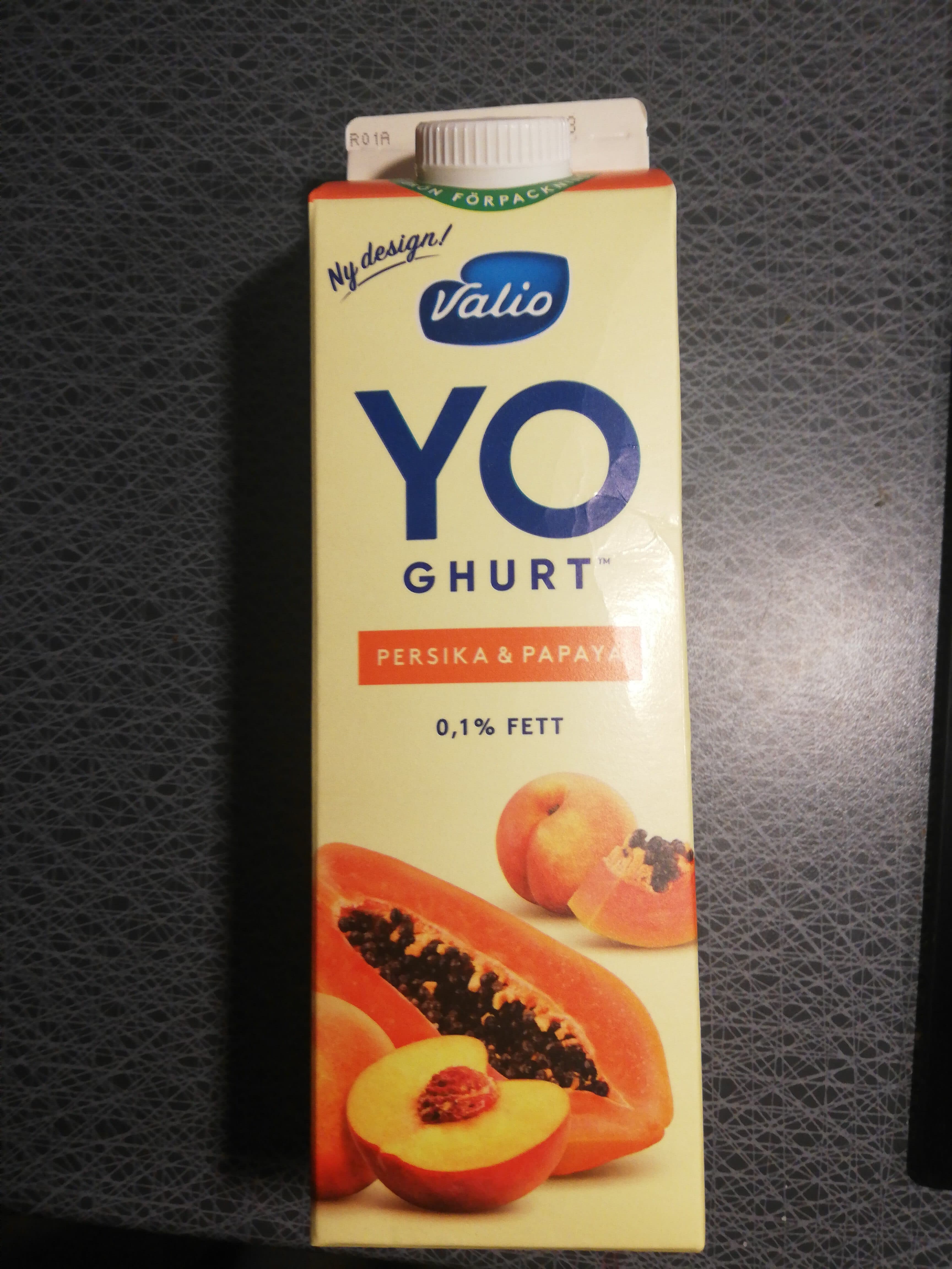 Valio Yoghurt, persika och papaya packshot