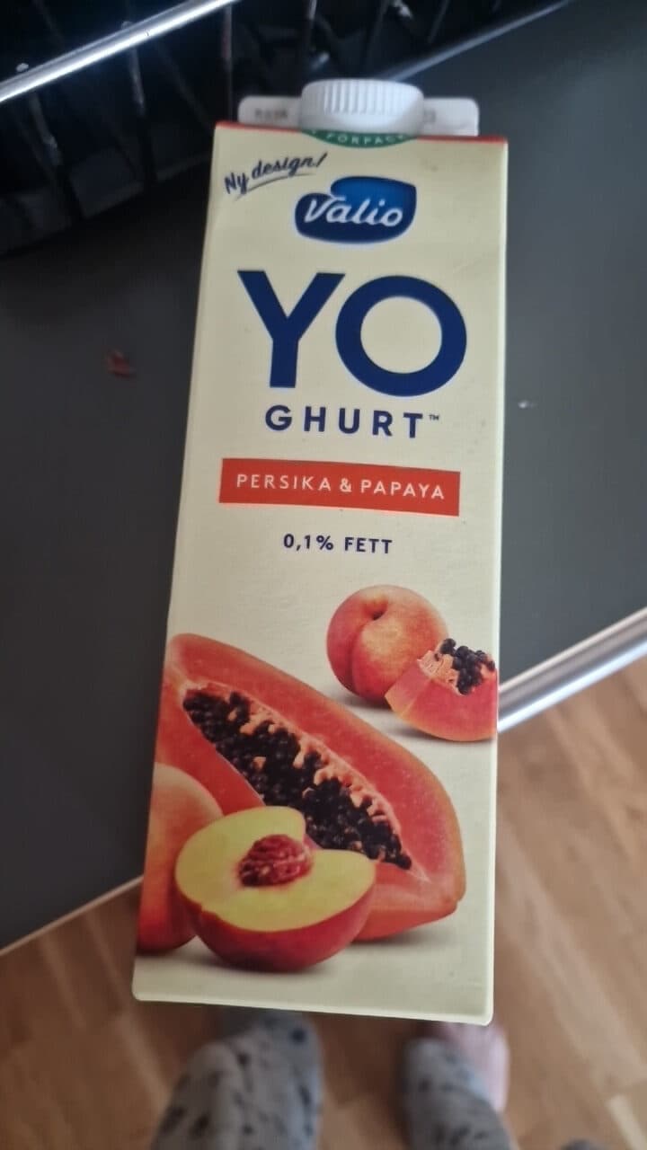 Valio Yoghurt, persika och papaya packshot