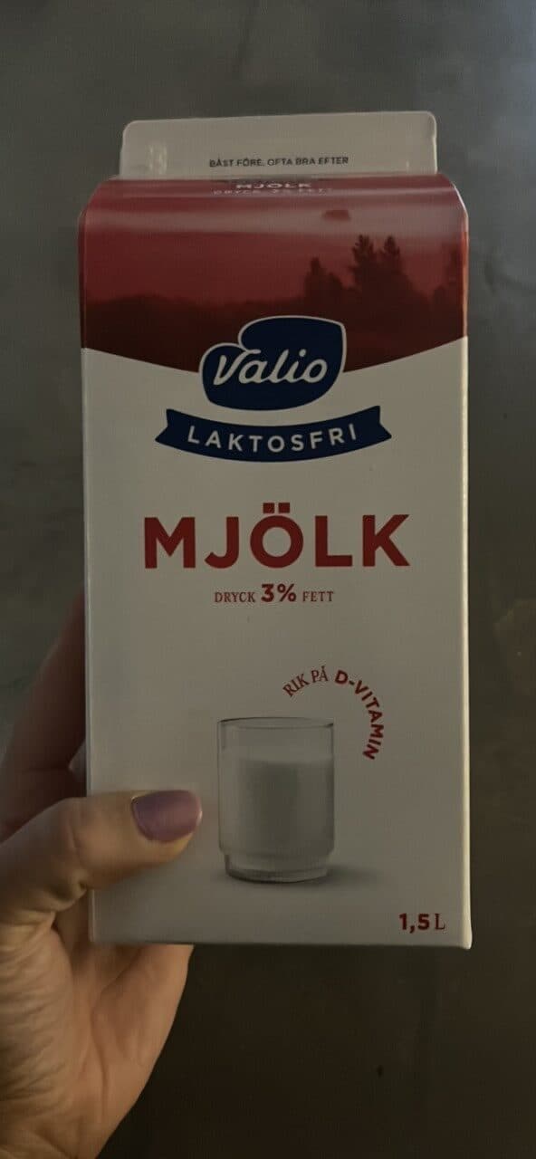 Valio Standardmjölk packshot