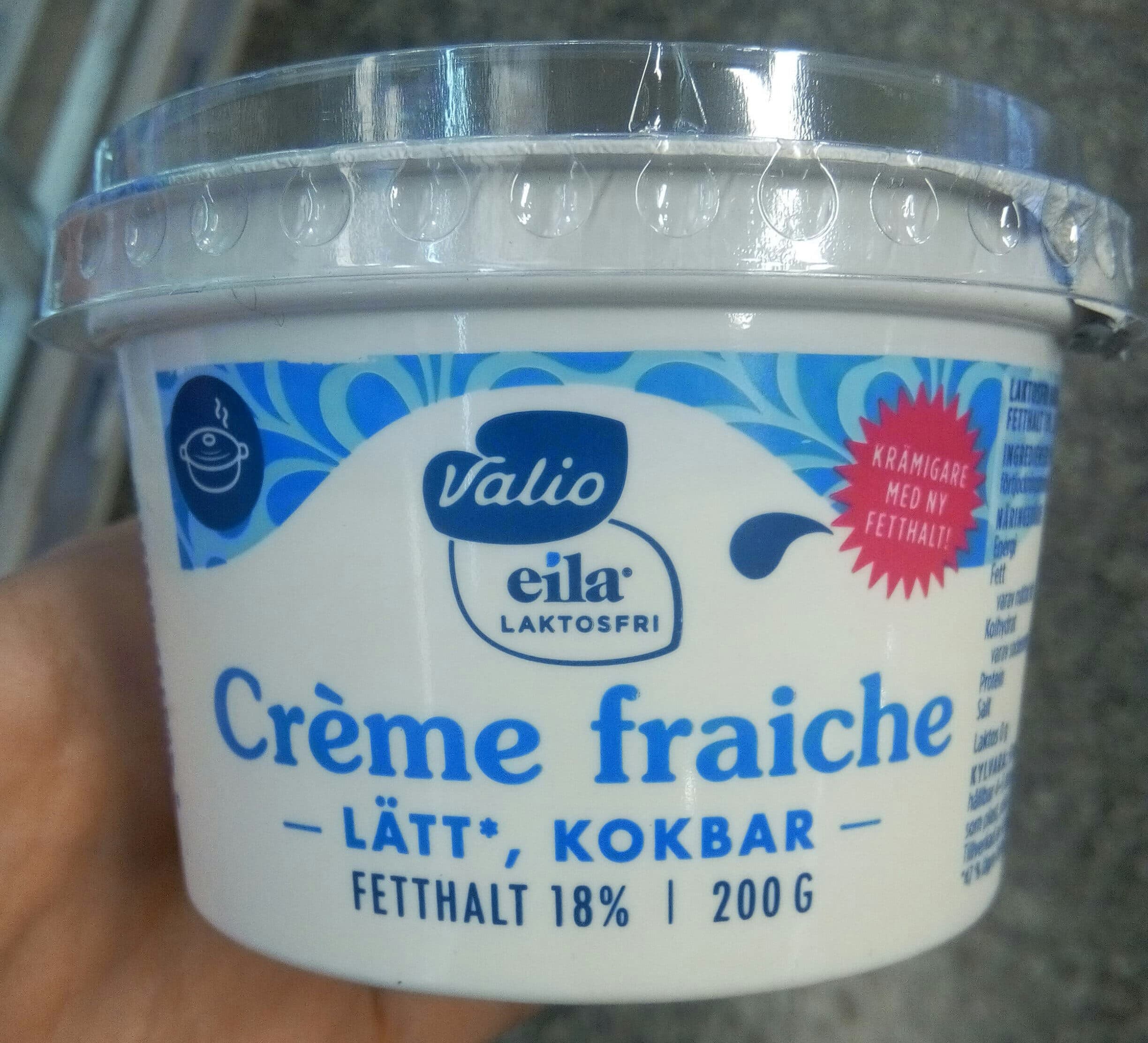 Valio Crème fraîche lätt, kokbar packshot