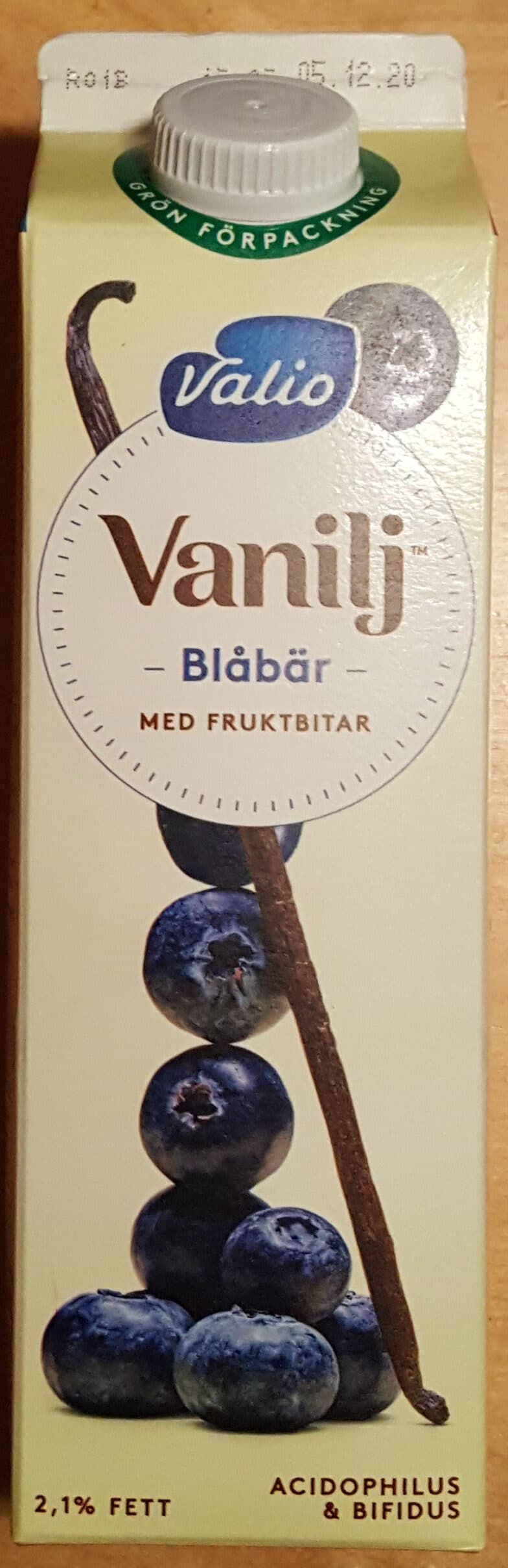Valio Vanilj blåbär med fruktbitar packshot