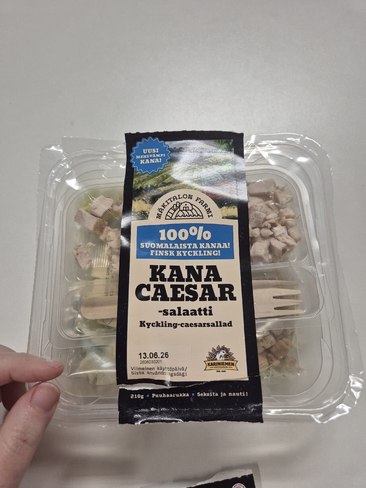 Mäkitalon farmi Kana-caesarsalaatti packshot