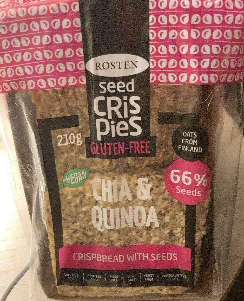 Crispbread with seeds chia and quinoa packshot
