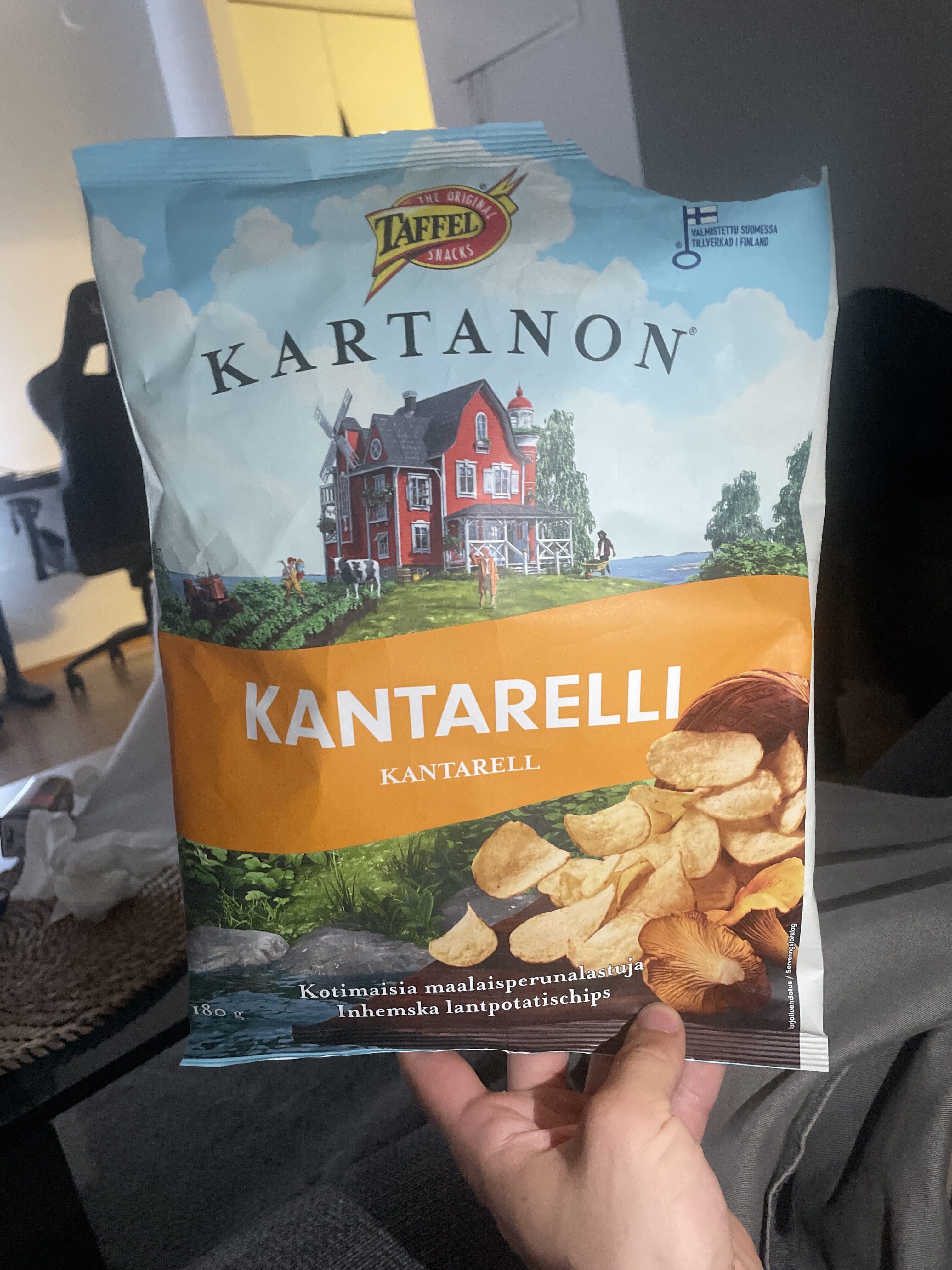 Taffel Kartanon Kanttarellisipsit packshot