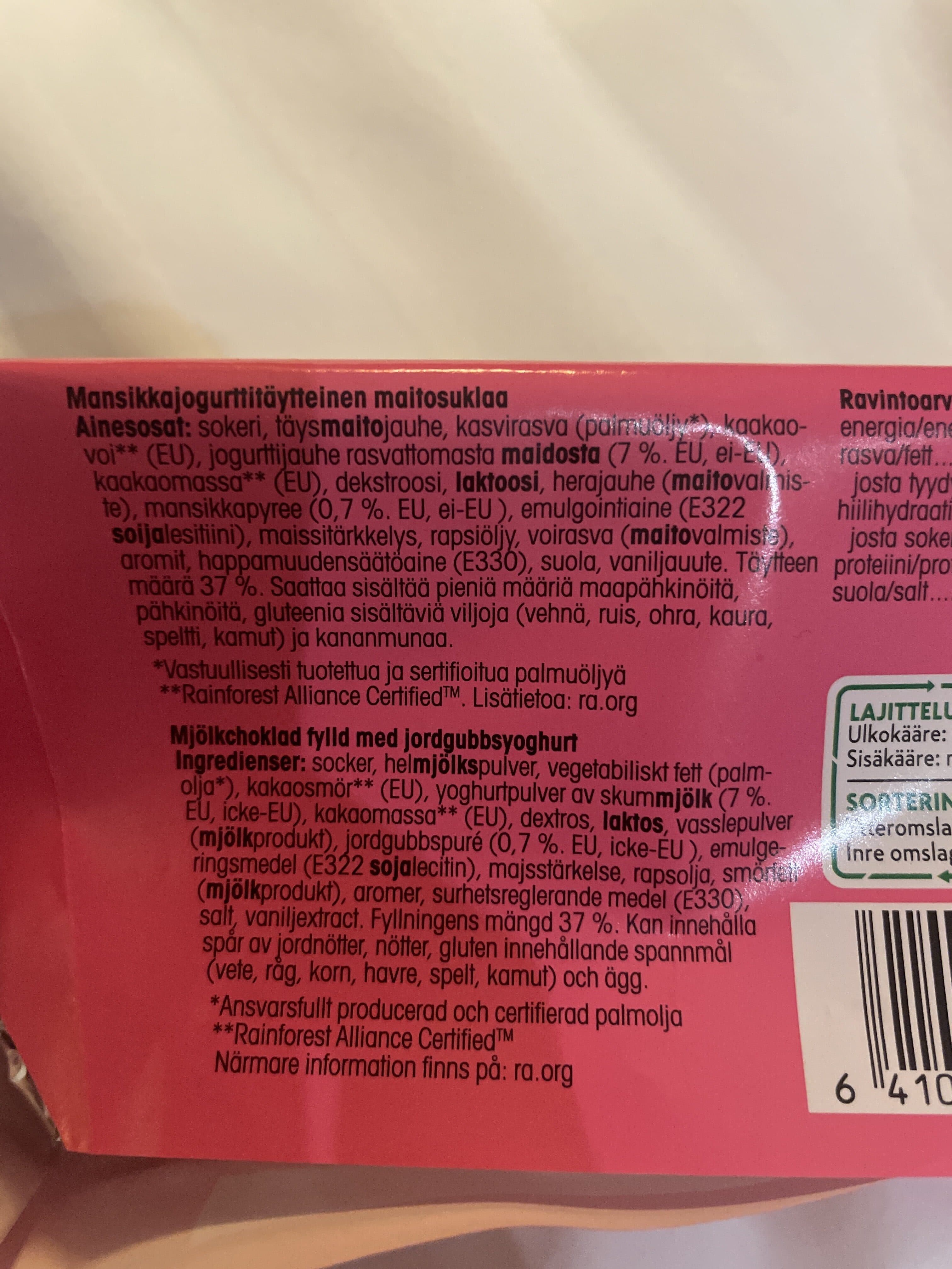 Pirkka Mansikkajogurtti-Täytesuklaa packshot