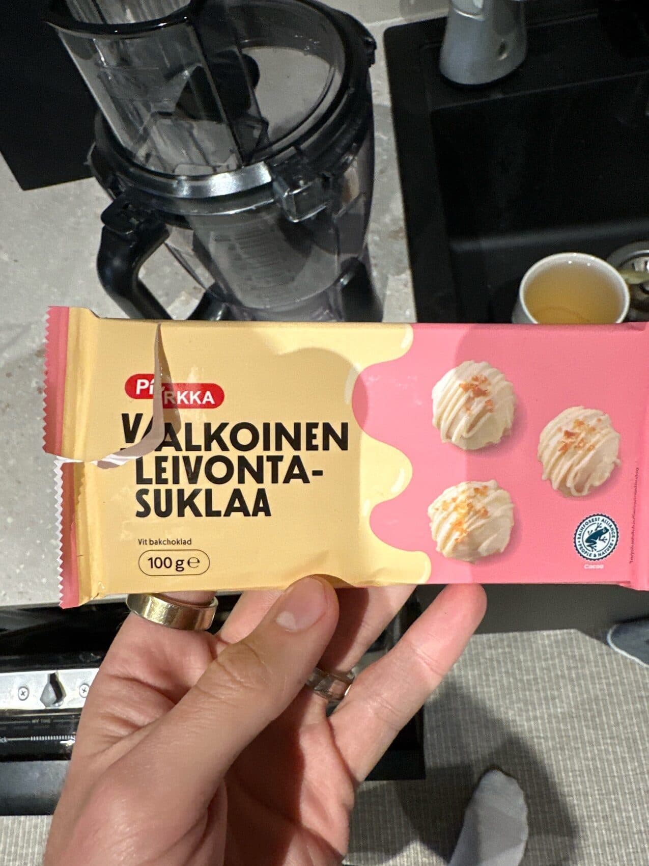 Pirkka Pirkka Valkoinen Leivontasuklaa packshot