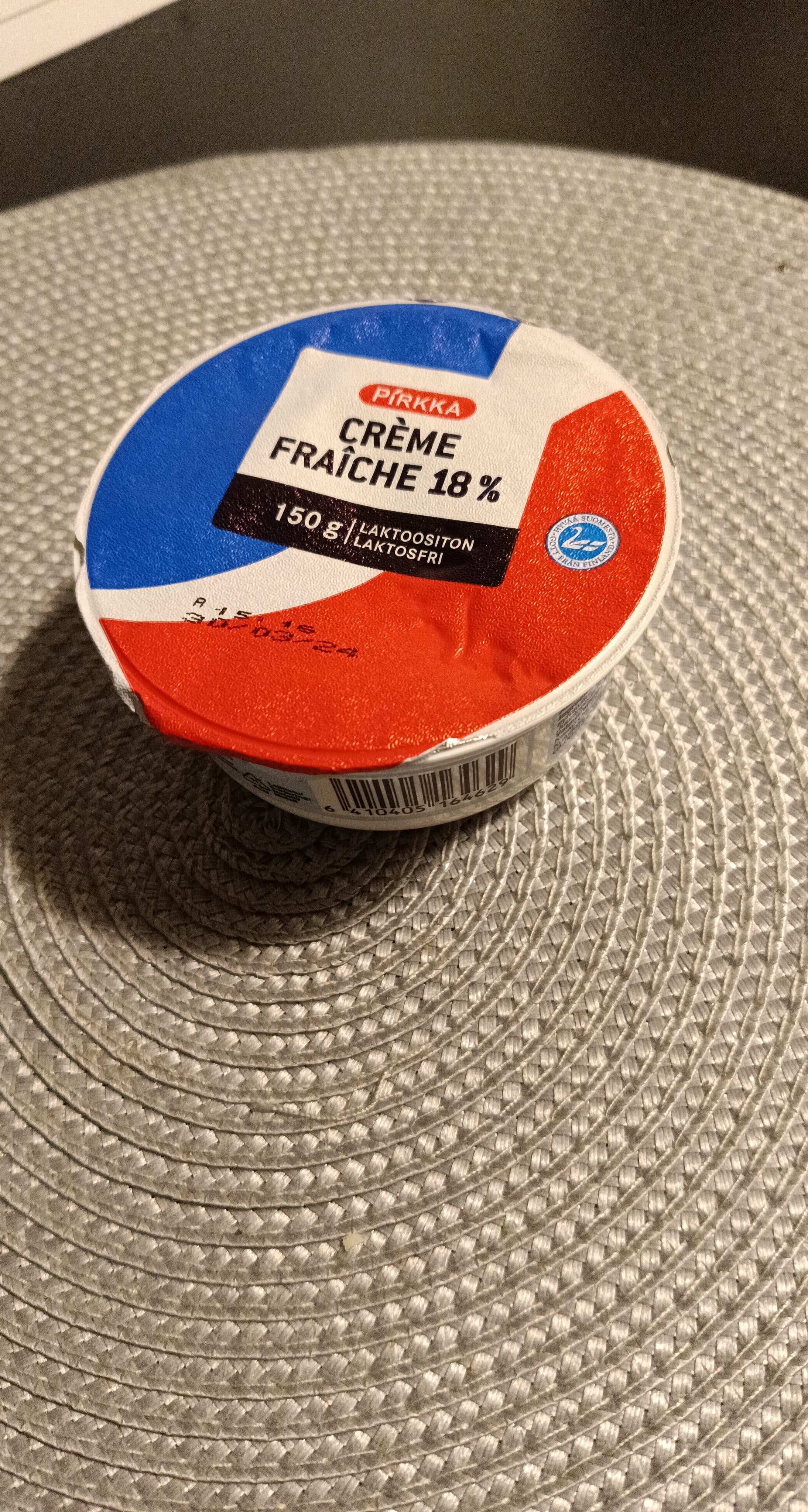 Pirkka Creme fraiche packshot