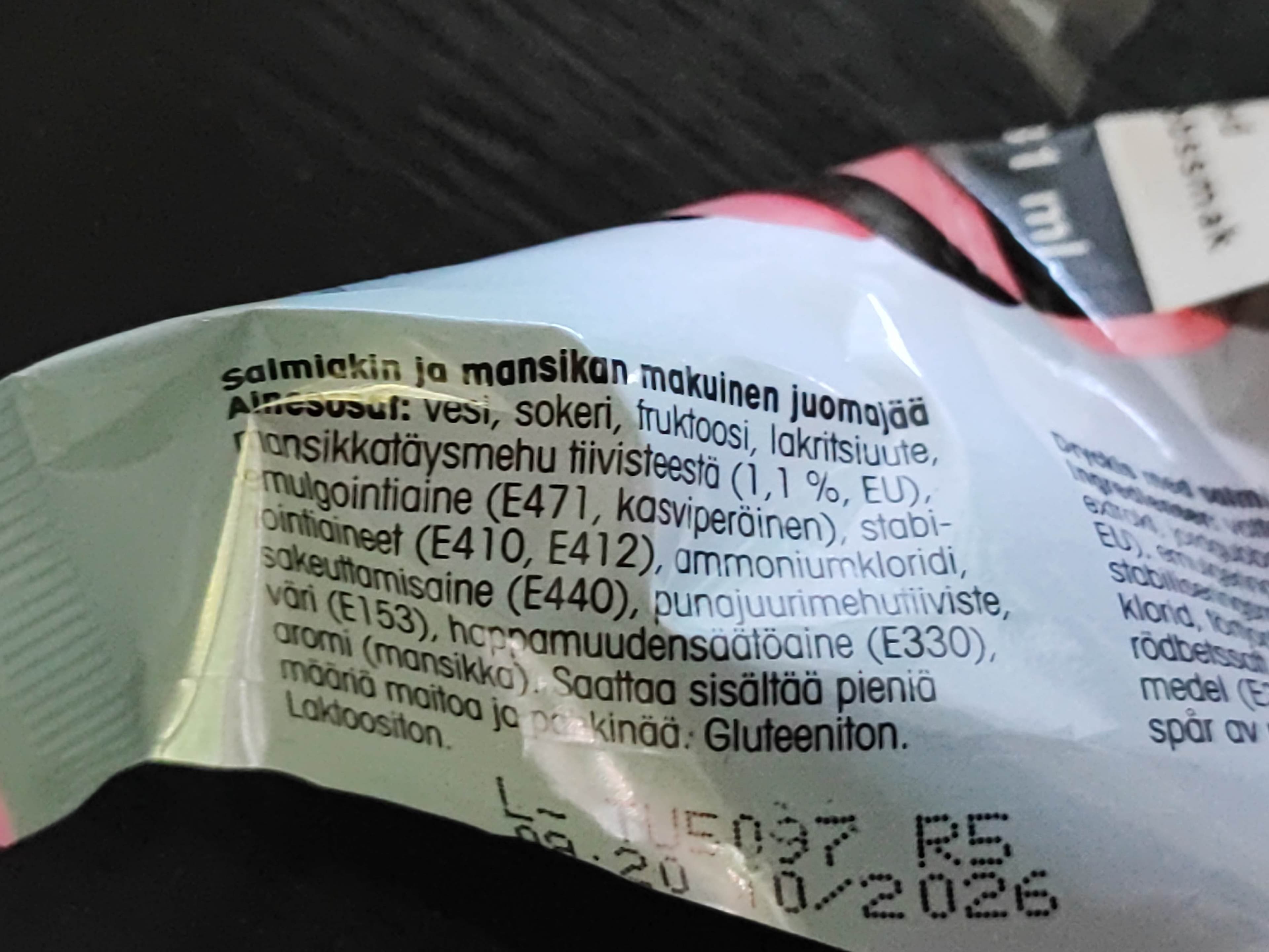 Pirkka Leppis salmiakki-mansikka juomajää packshot