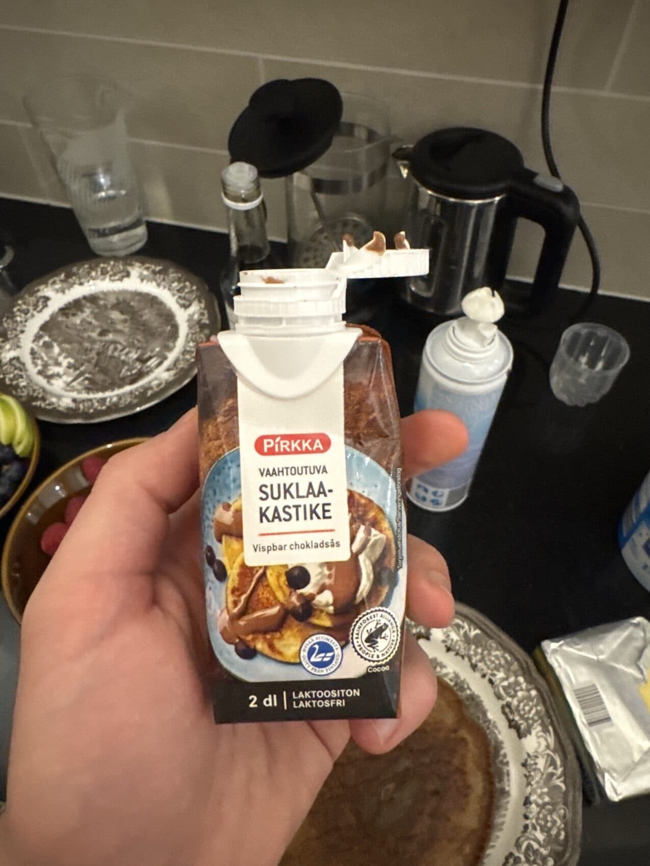 Pirkka Vaahtoutuva Suklaakastike packshot