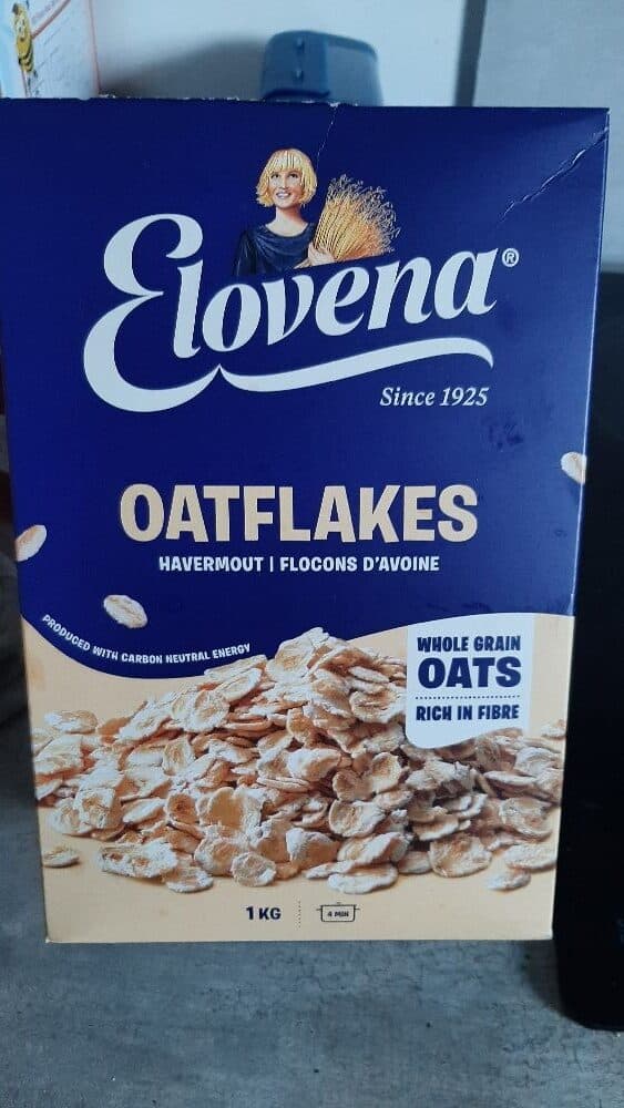 Elovena Oatflakes packshot