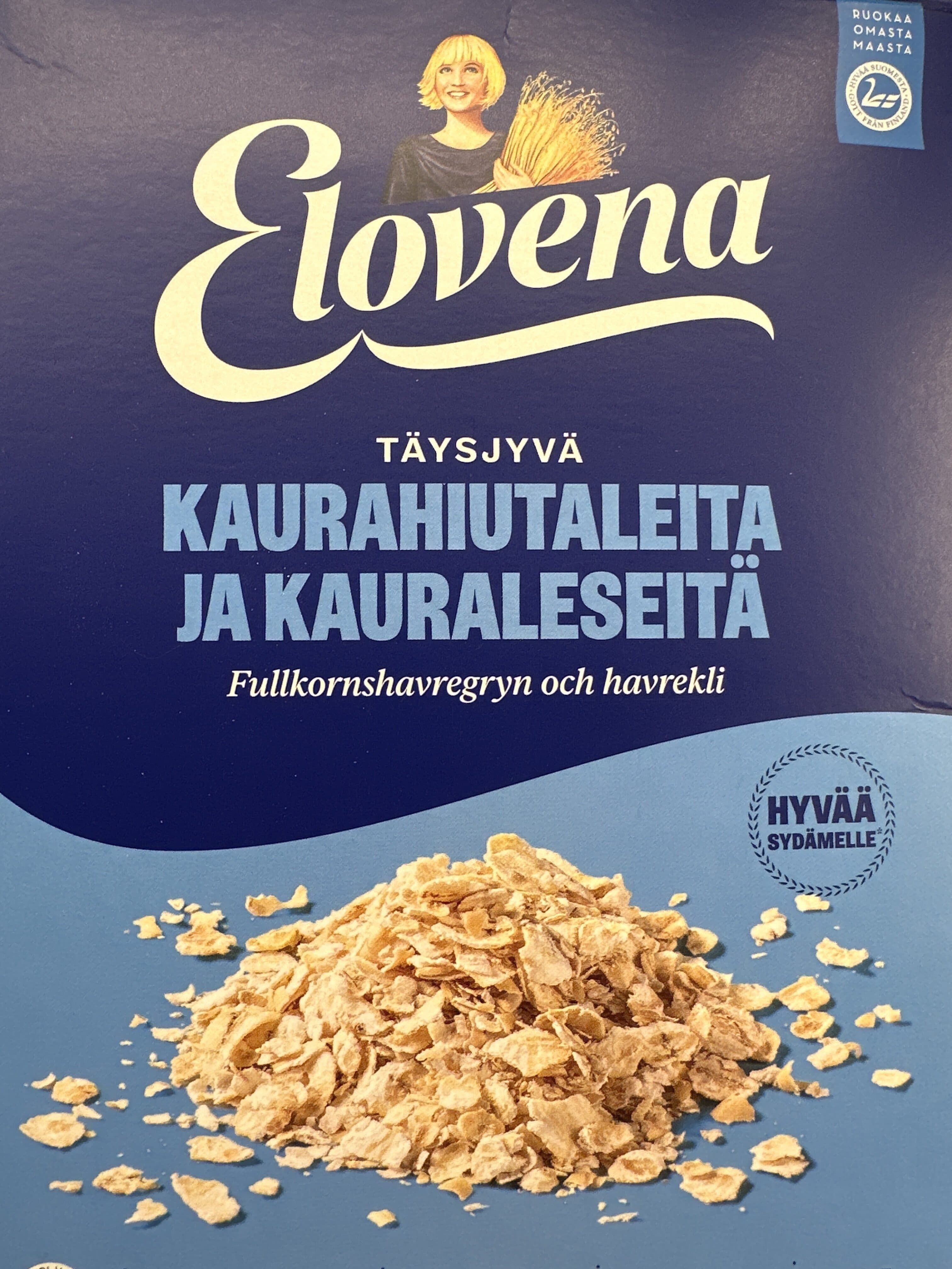 Elovena Kaurahiutaleita ja kauraleseitä packshot