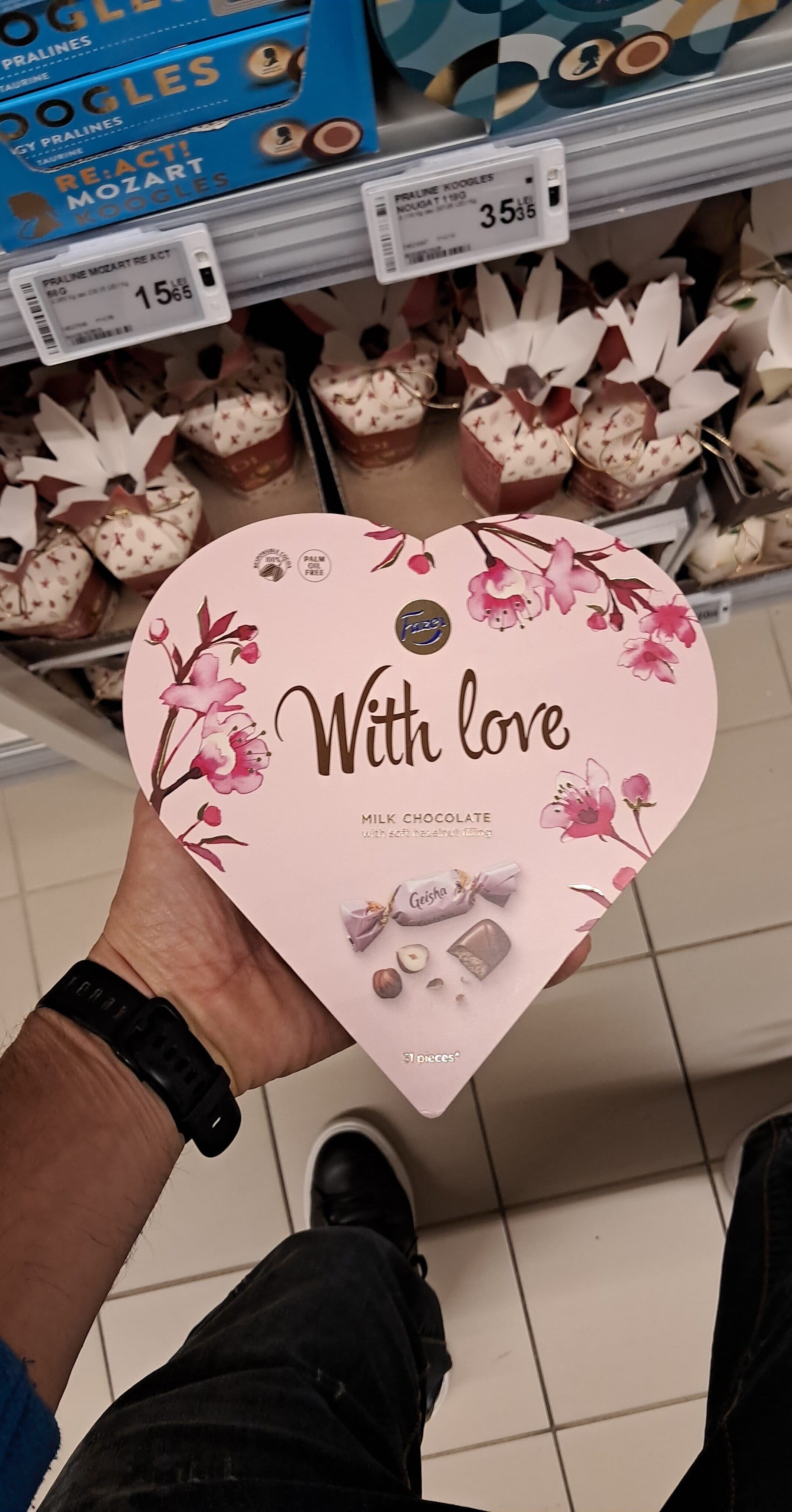 Fazer Geisha, With love, Fazer packshot