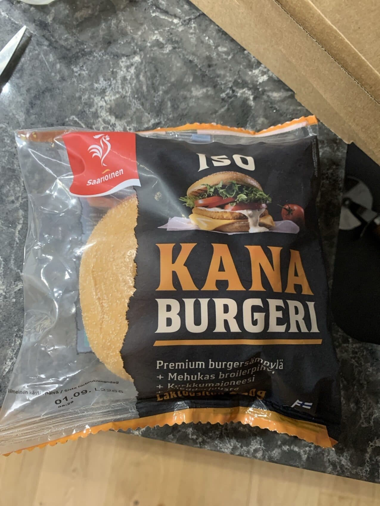 Saarioinen Kanaburger packshot