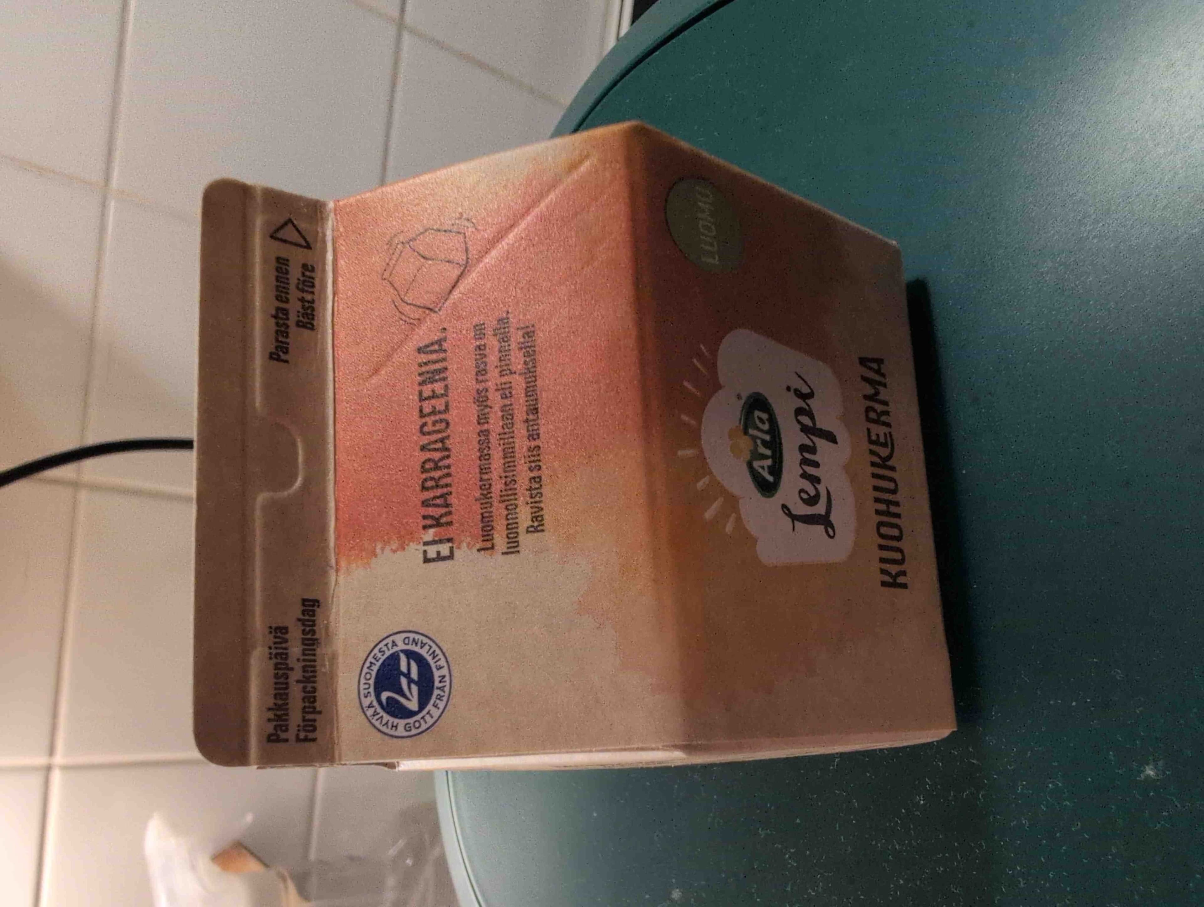 Arla Lempi kuohukerma packshot