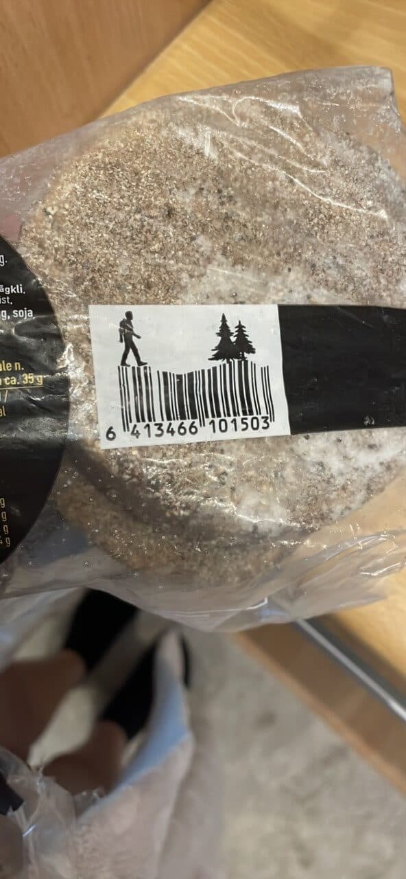 Oulainen Reissumies tosi tumma packshot