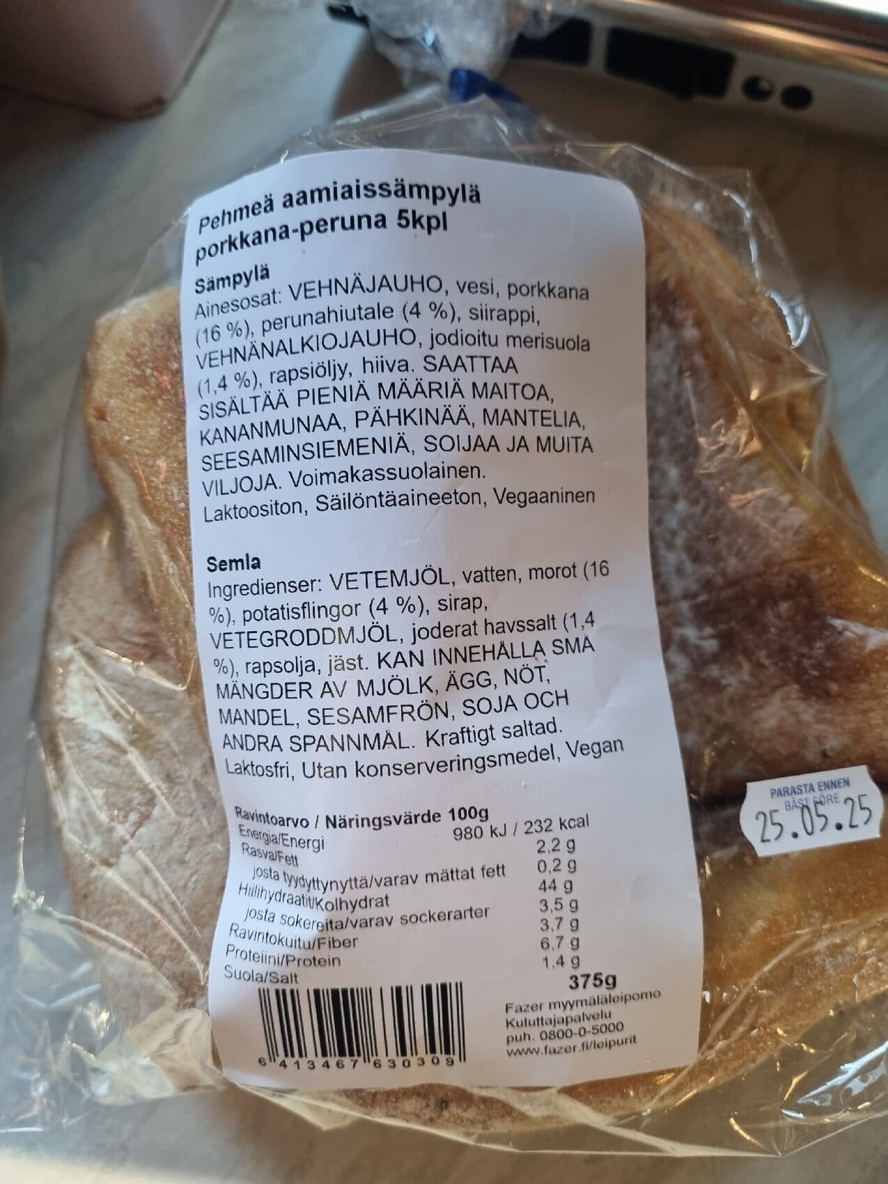 Fazer Pehmeä Porkkana-peruna Sämpylä packshot