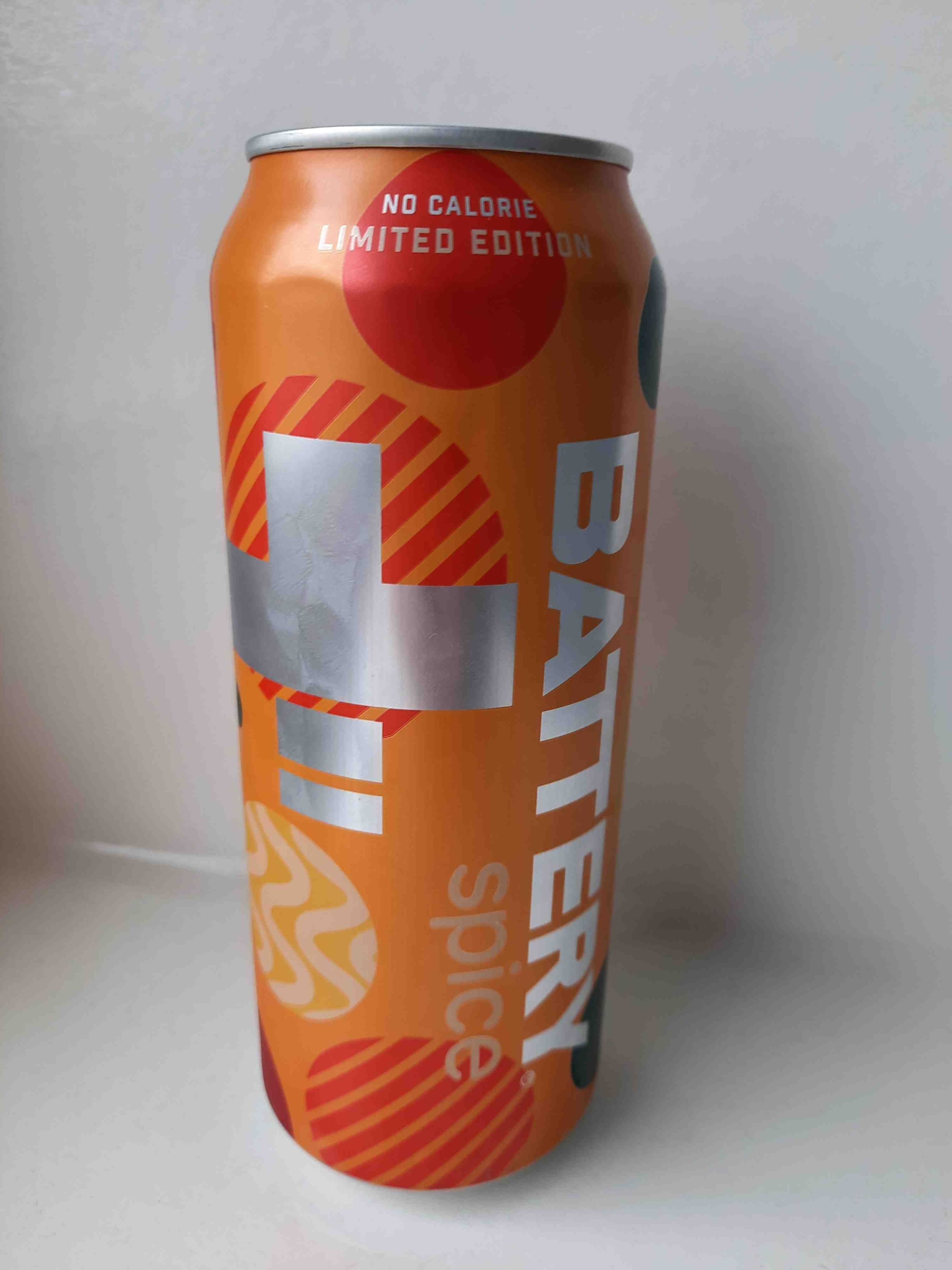 Battery Appelsiinin ja kanelin makuinen energiajuoma packshot