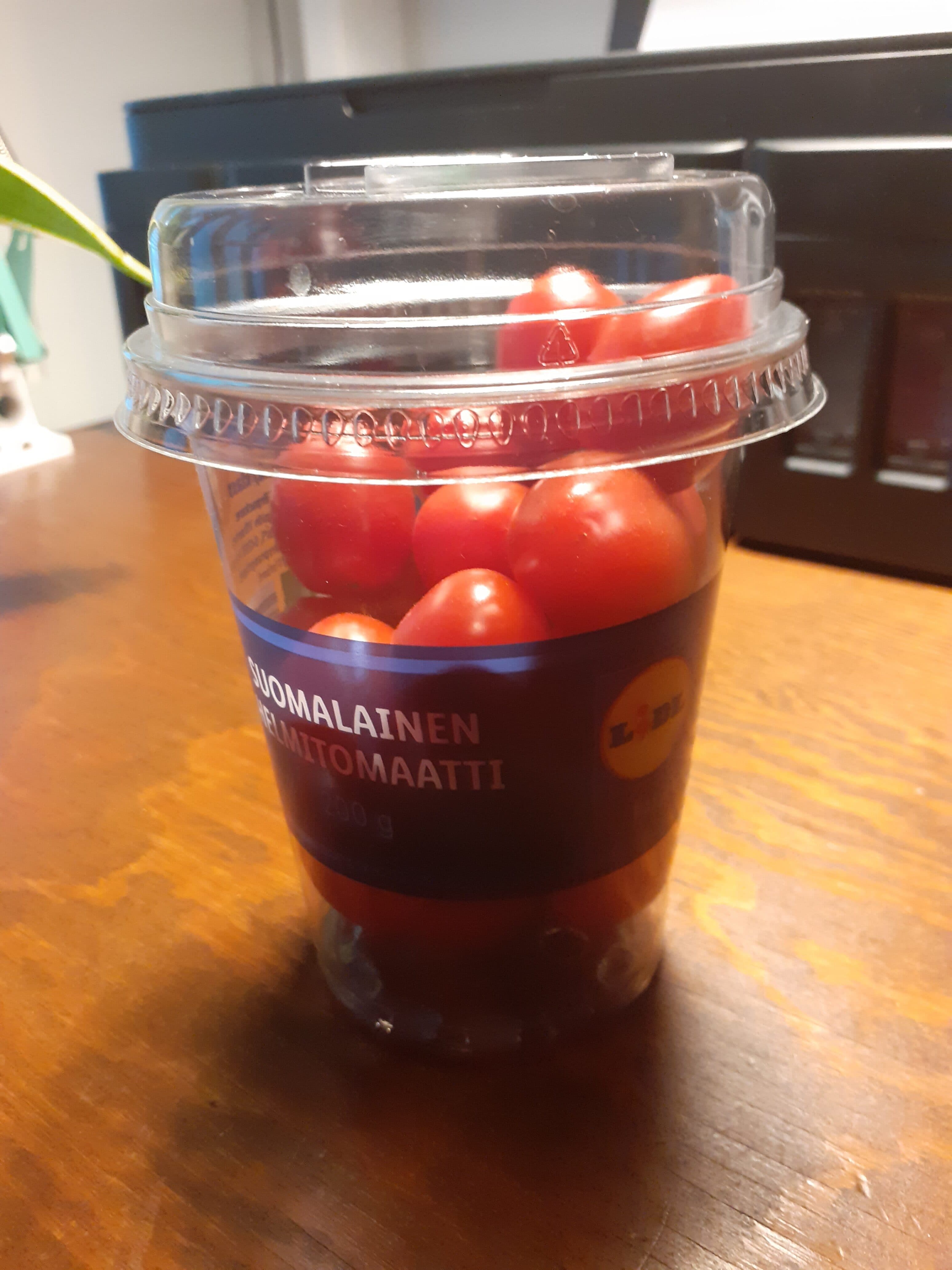 Lidl Suomalainen helmitomaatti packshot