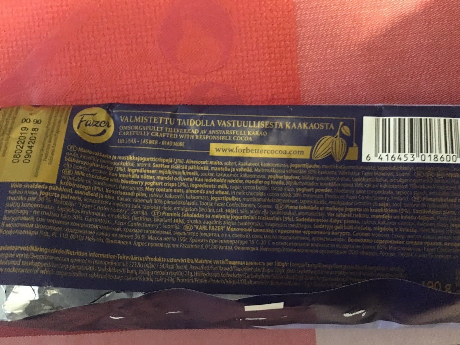 Fazer Blueberry Yoghurt Crisps In Milk Chocolate Bar packshot