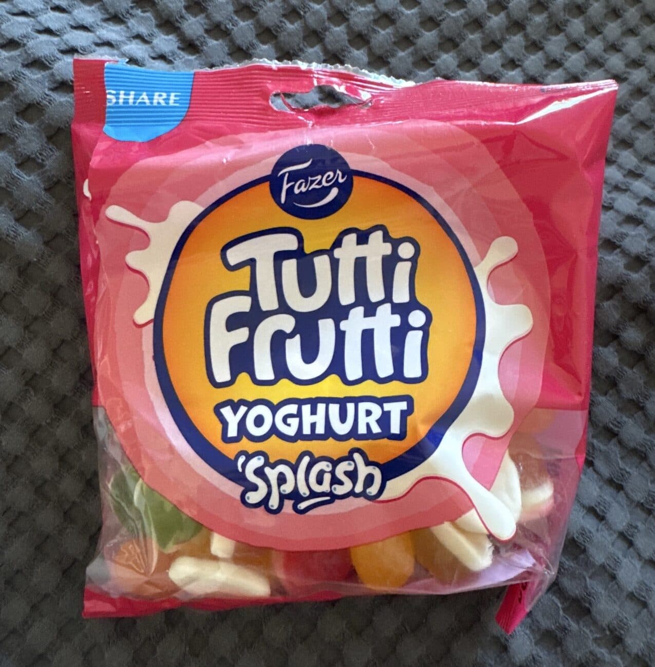 Fazer Tutti Frutti Yoghurt Splash packshot