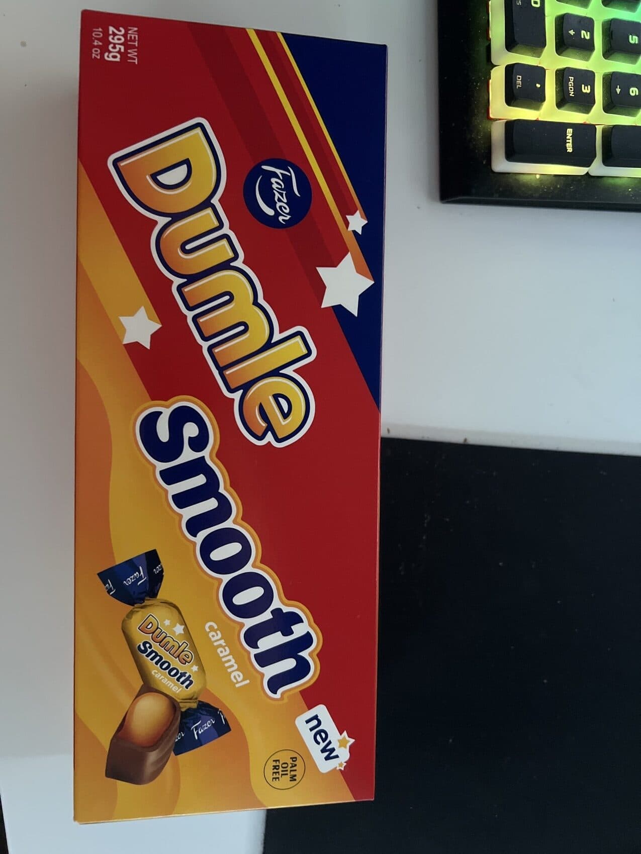 Karl Fazer Dumle Smooth Caramel packshot