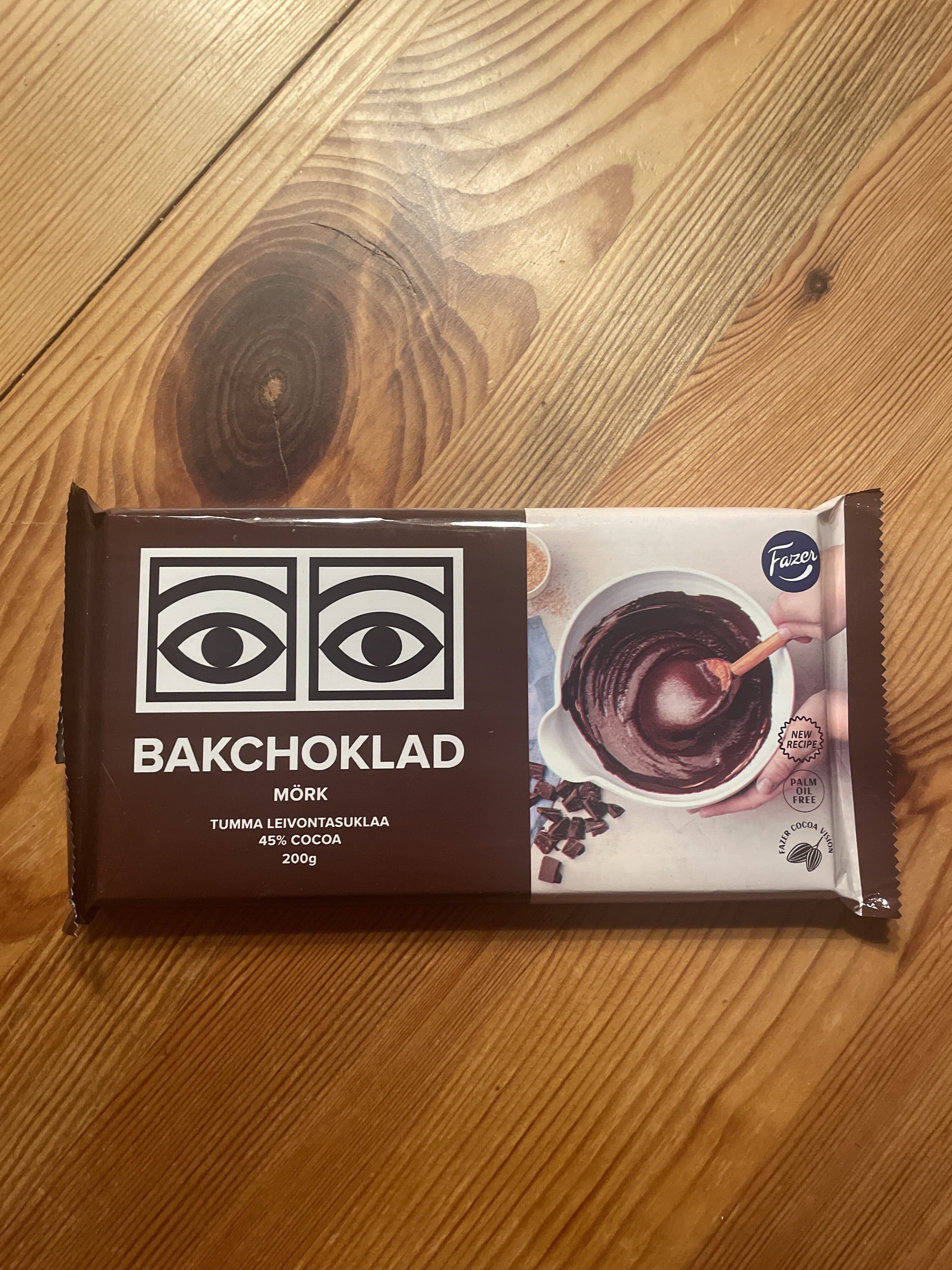 Fazer Tumma Leivontasuklaa 45% packshot