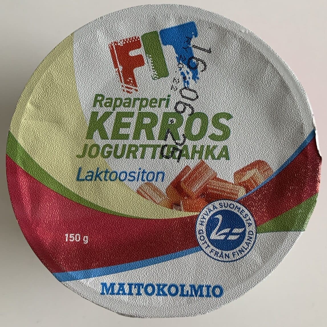 Maitokolmio Raparperi kerrosjogurtti packshot